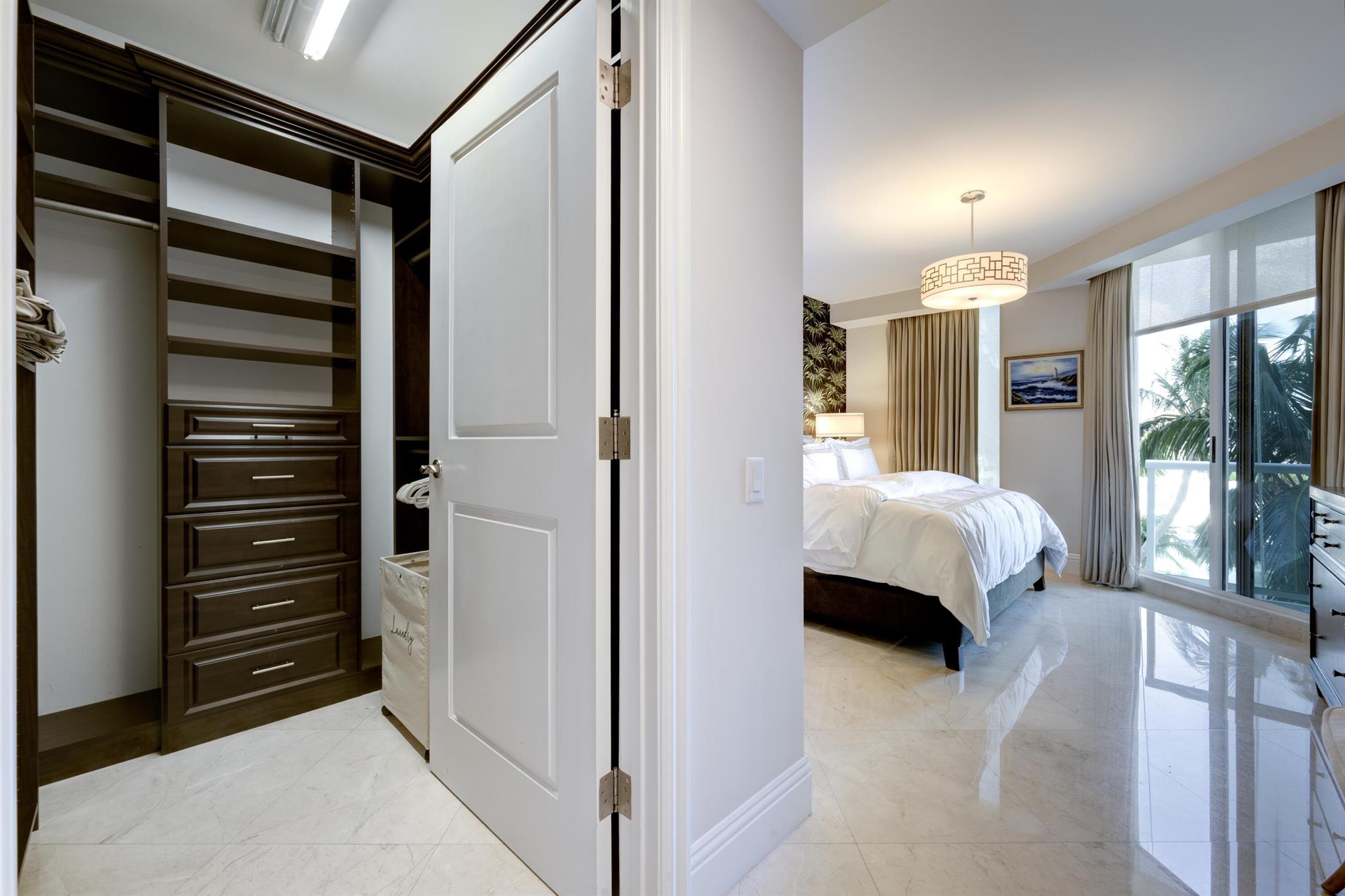 2700 N Ocean Dr #306b Riviera Beach, FL 33404