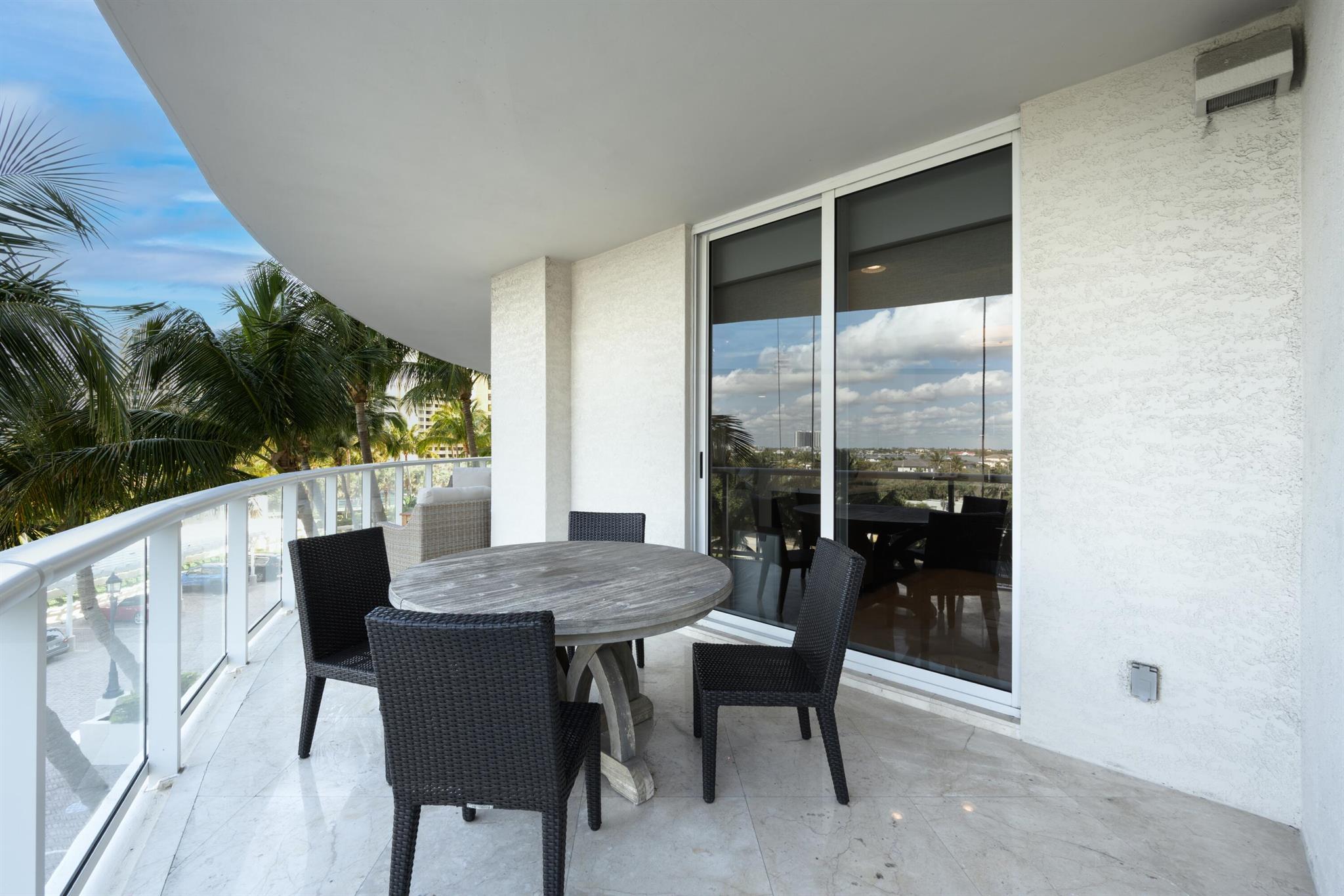 2700 N Ocean Dr #306b Riviera Beach, FL 33404