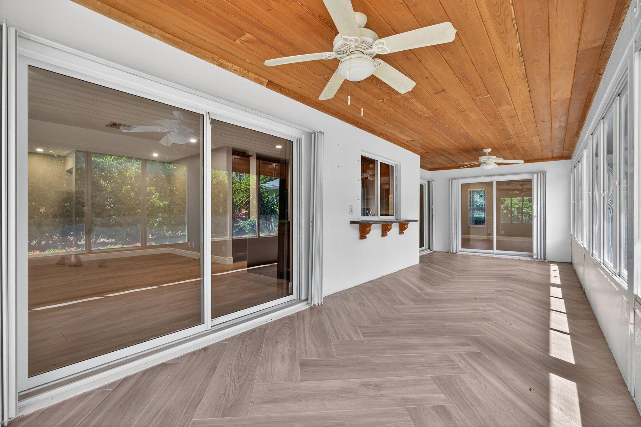 905 Shore Dr