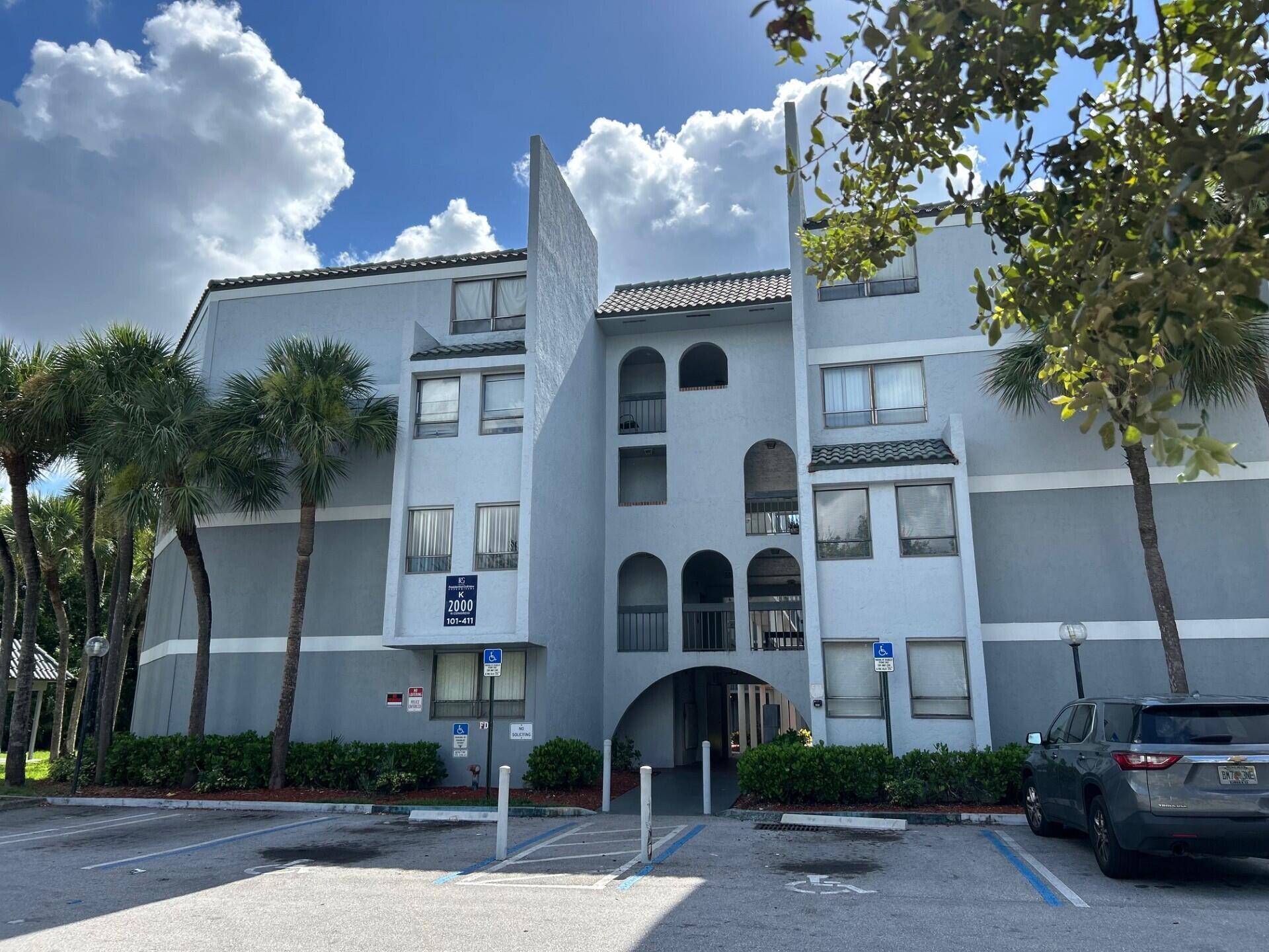 2000 N Congress Ave #411