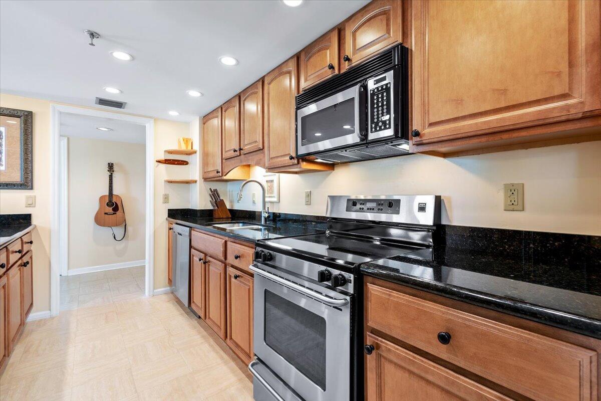 176 Helios Dr #106 Jupiter, FL 33477