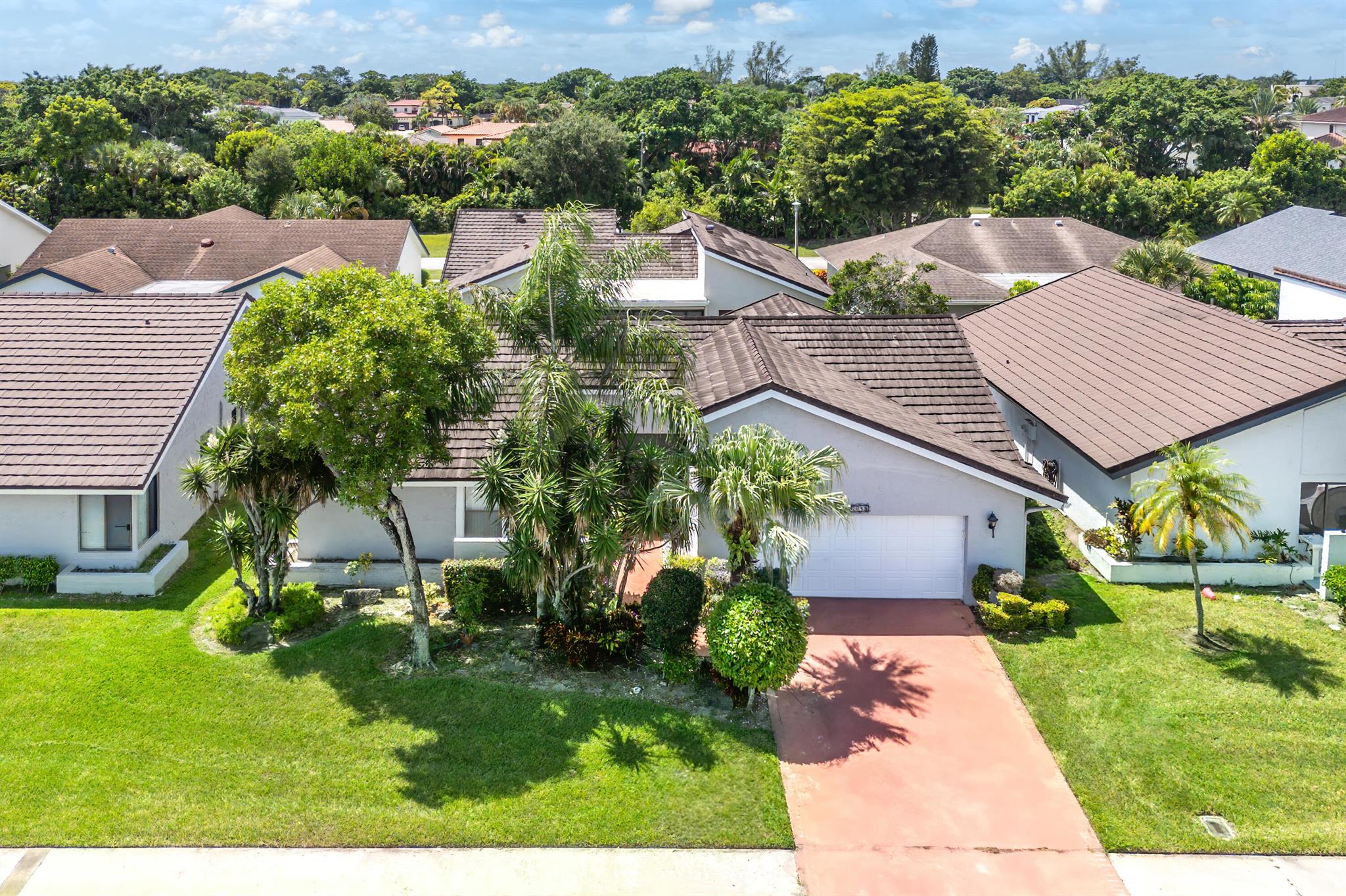 7718 San Mateo Dr