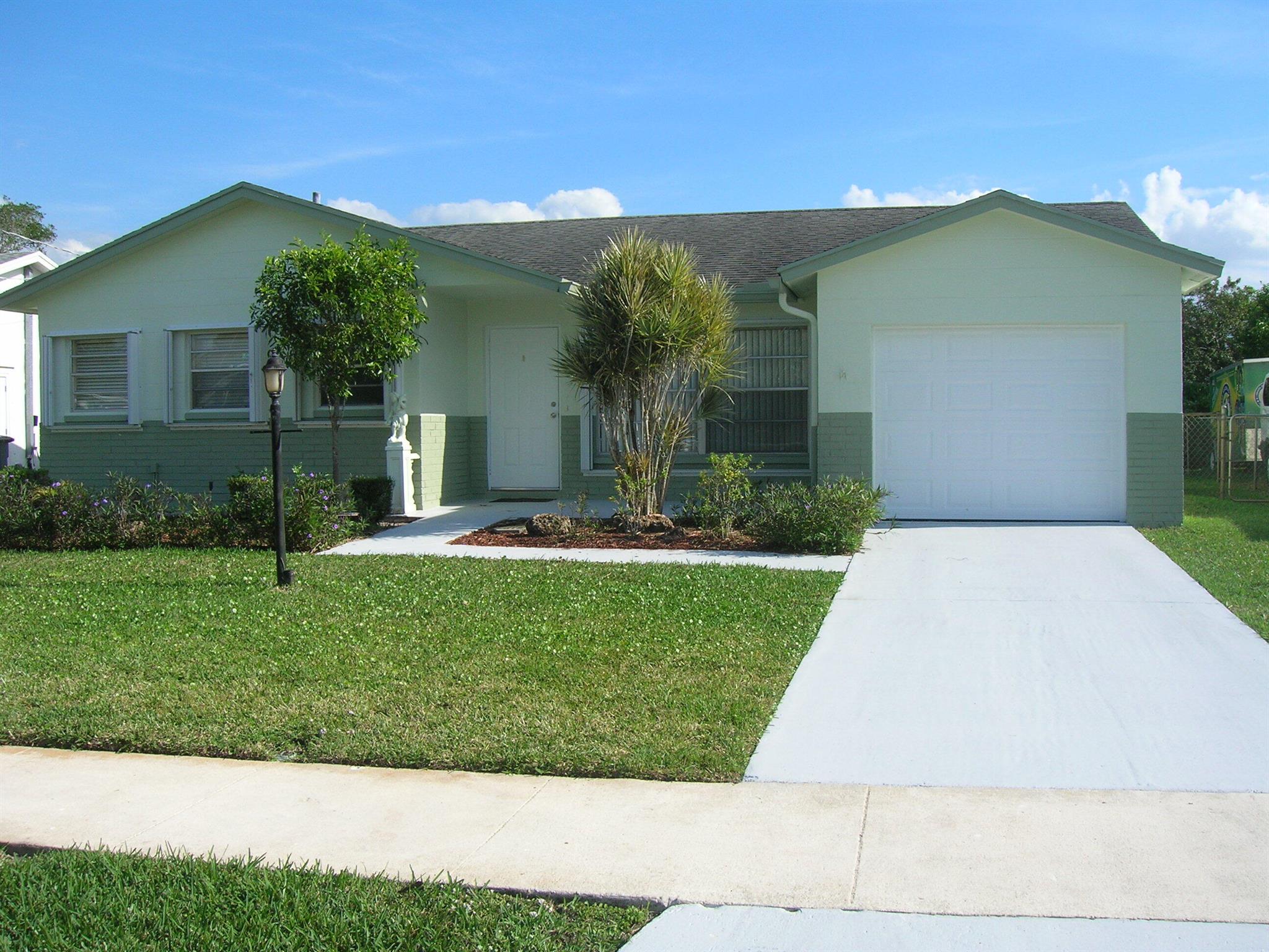 22188 SW 58th Ave