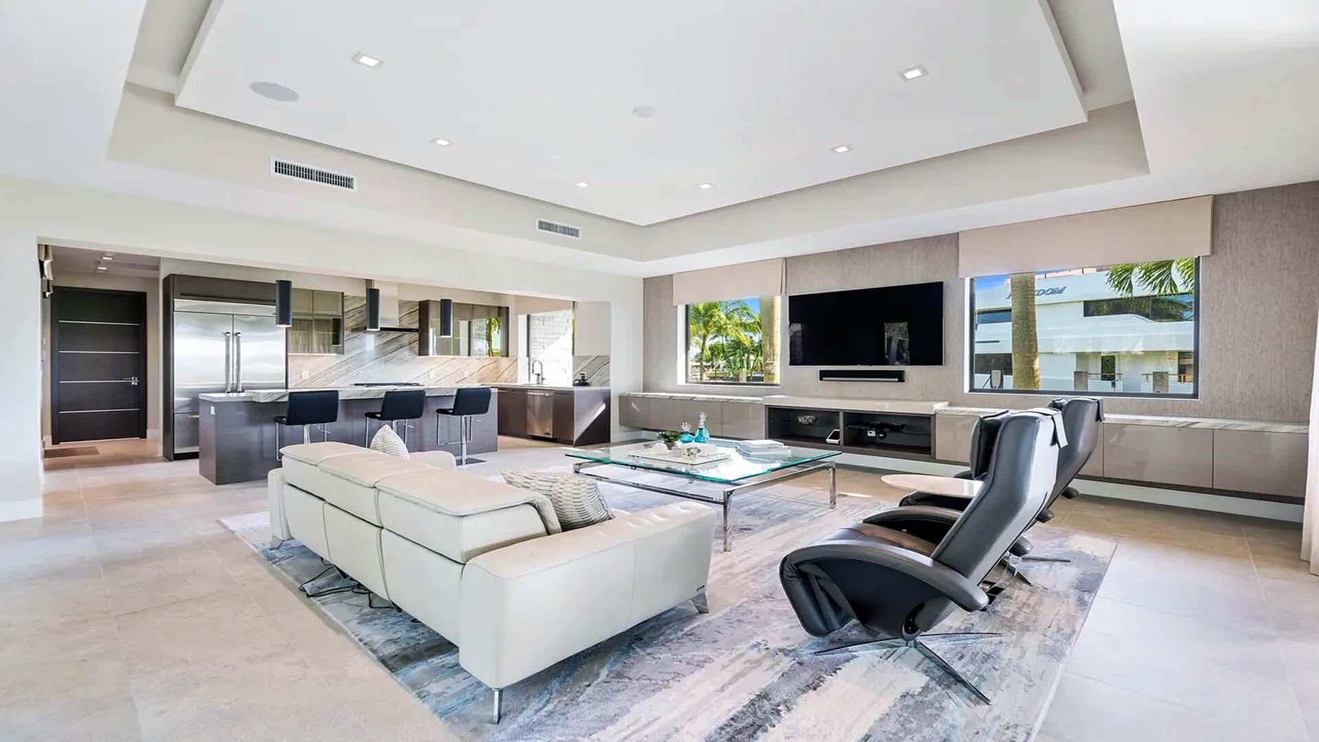 1600 SW 15th Ave Fort Lauderdale, FL 33312