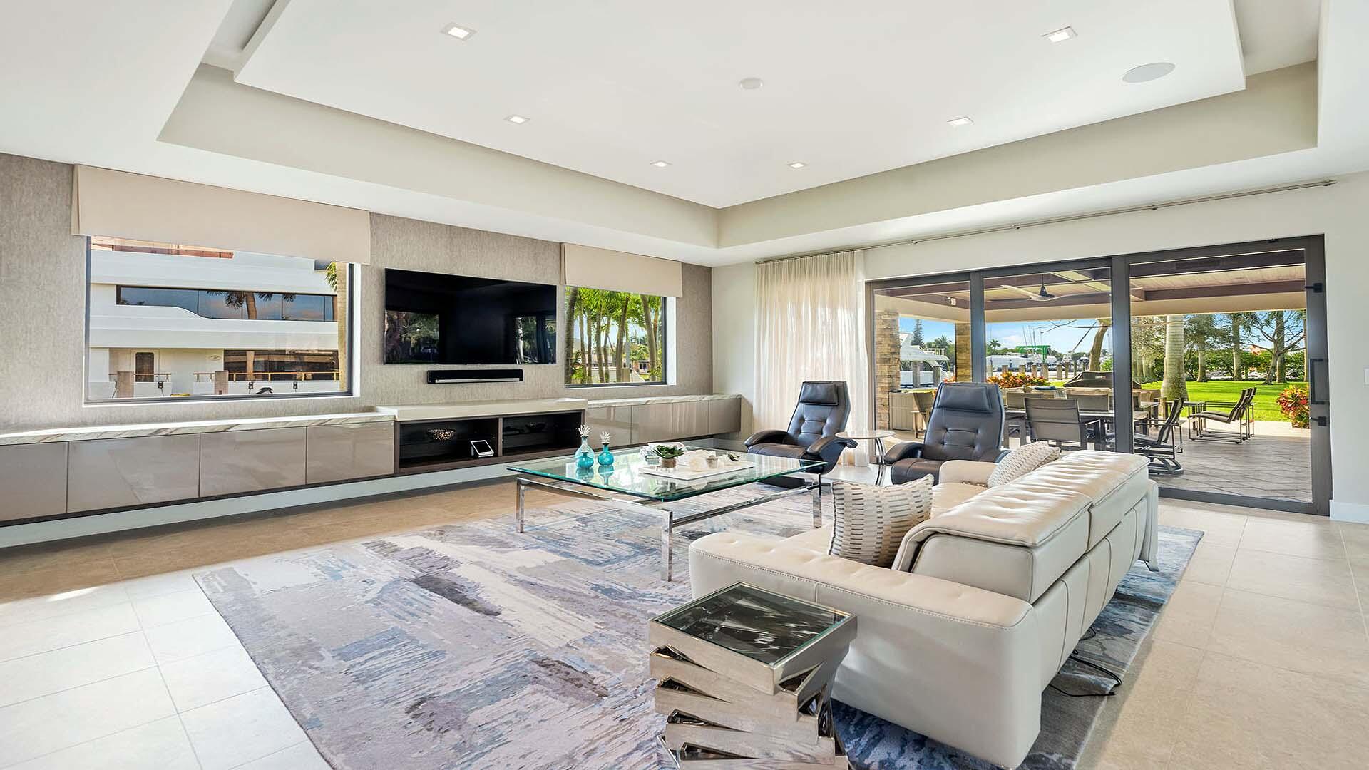 1600 SW 15th Ave Fort Lauderdale, FL 33312