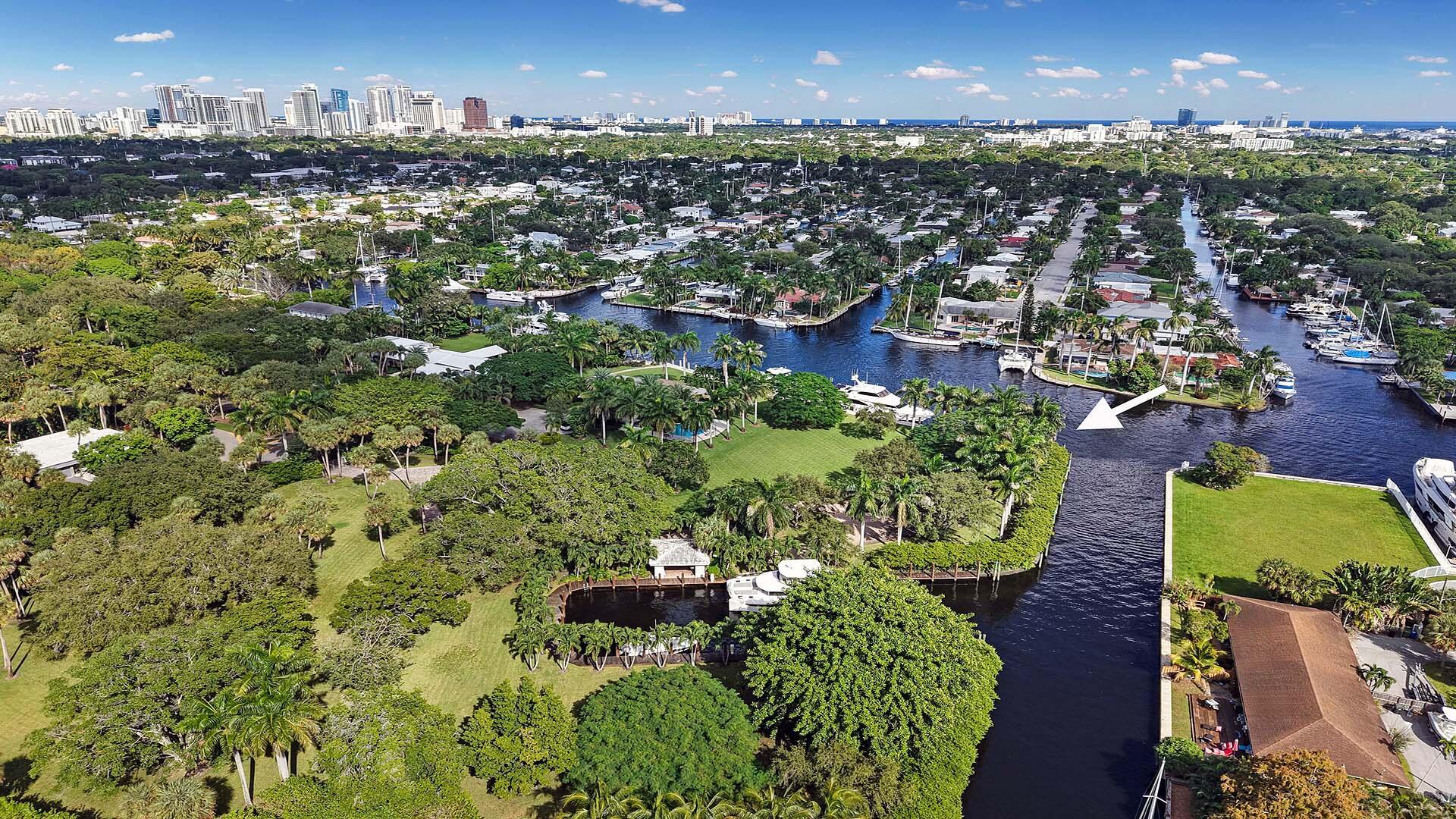 1600 SW 15th Ave Fort Lauderdale, FL 33312