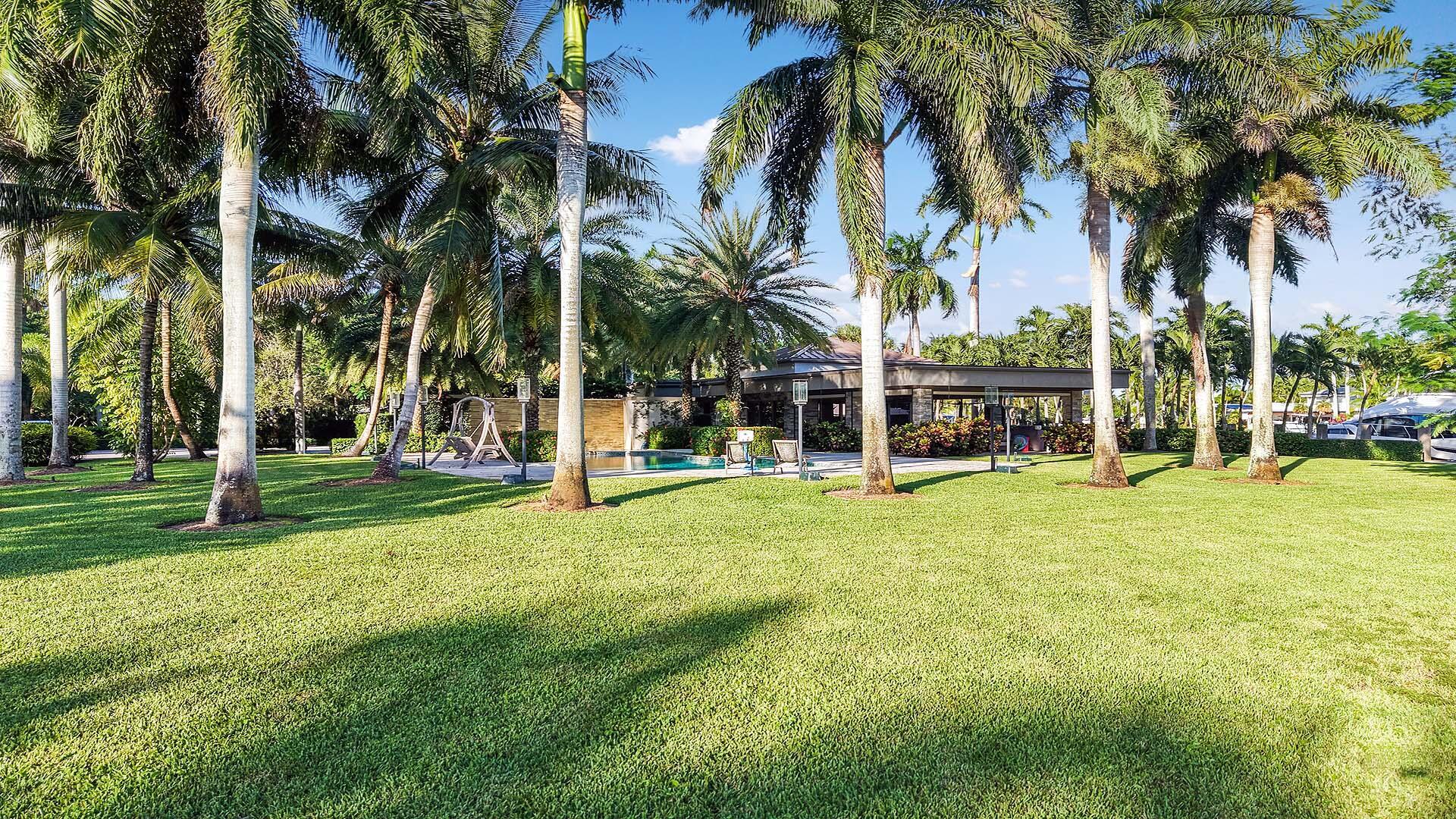 1600 SW 15th Ave Fort Lauderdale, FL 33312