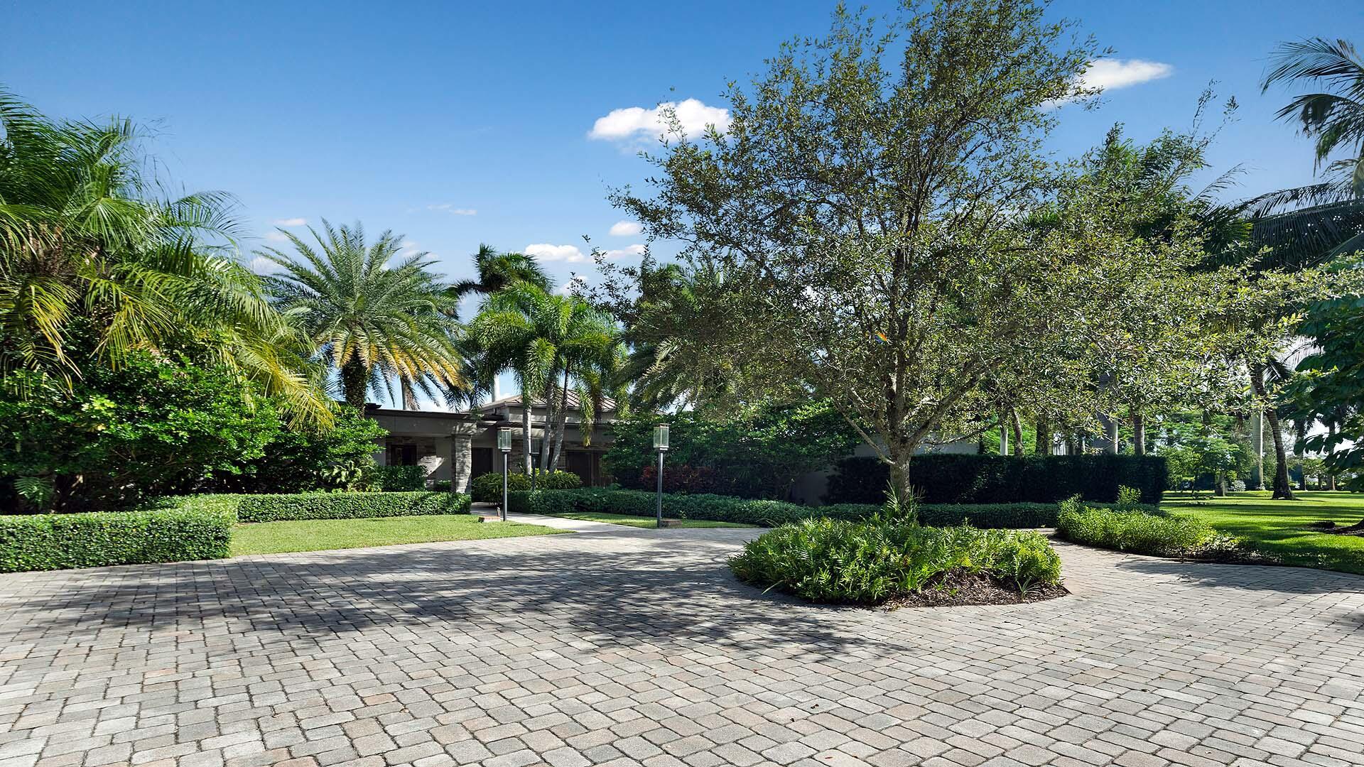 1600 SW 15th Ave Fort Lauderdale, FL 33312