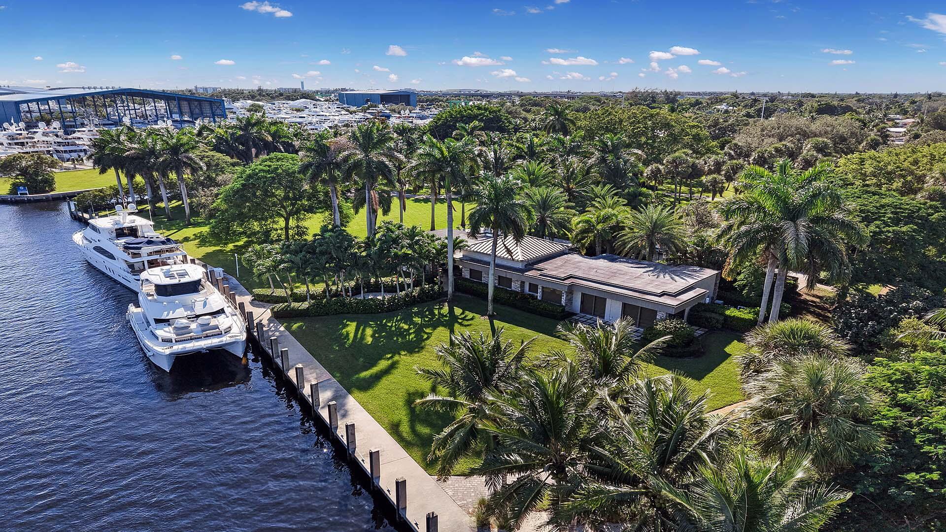 1600 SW 15th Ave Fort Lauderdale, FL 33312