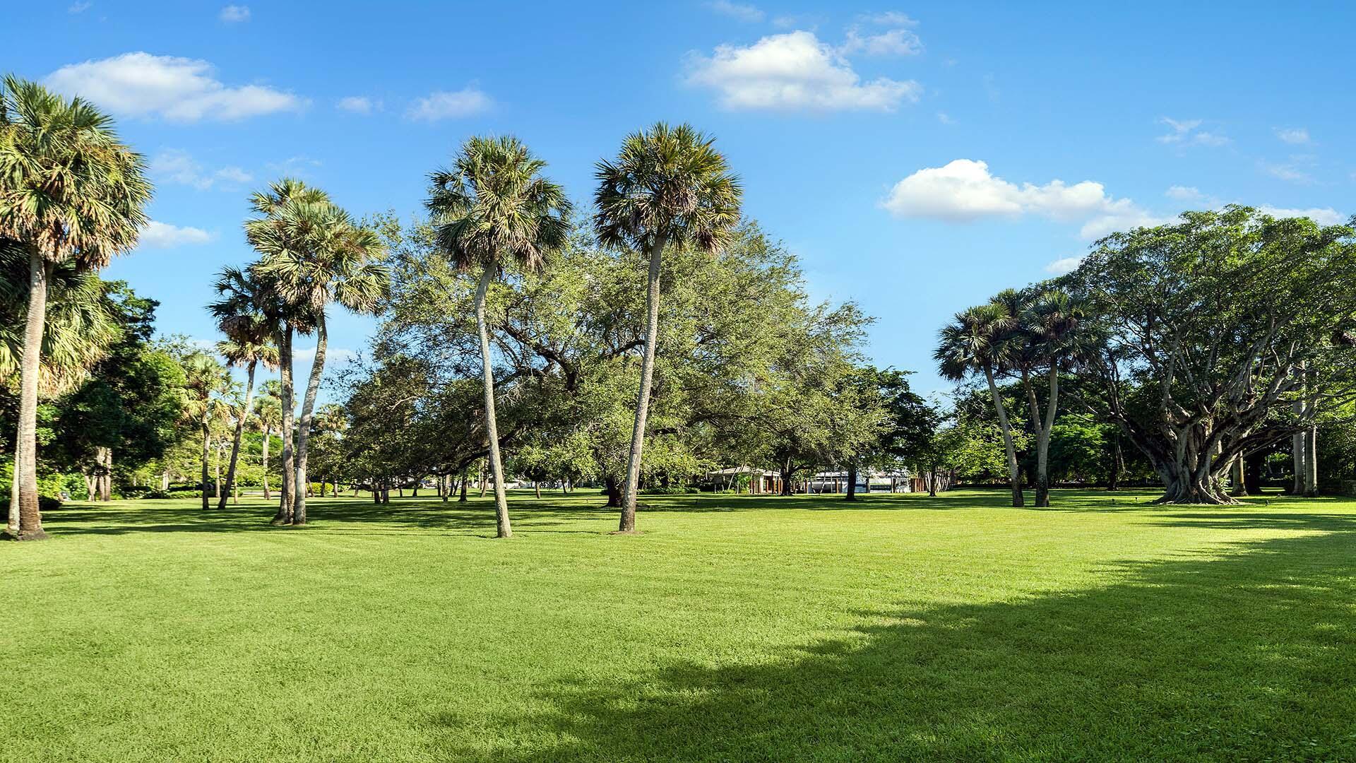 1600 SW 15th Ave Fort Lauderdale, FL 33312