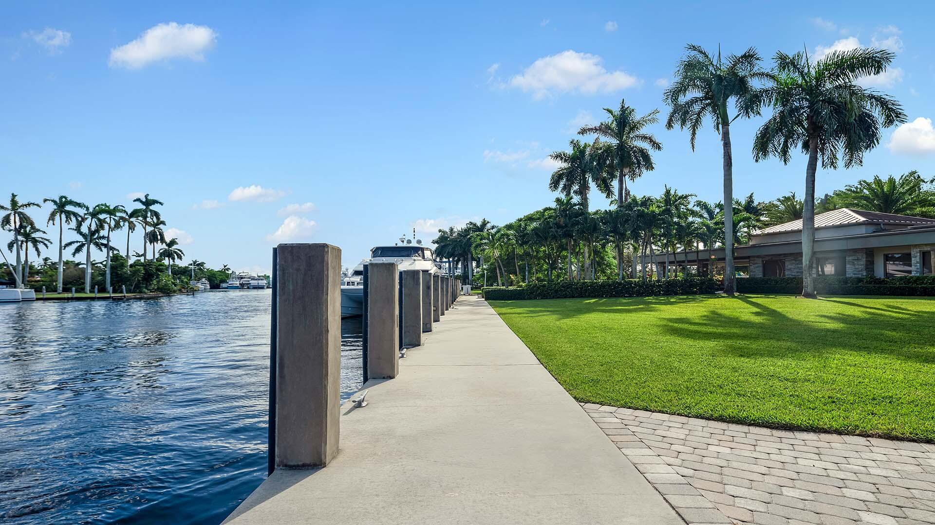 1600 SW 15th Ave Fort Lauderdale, FL 33312