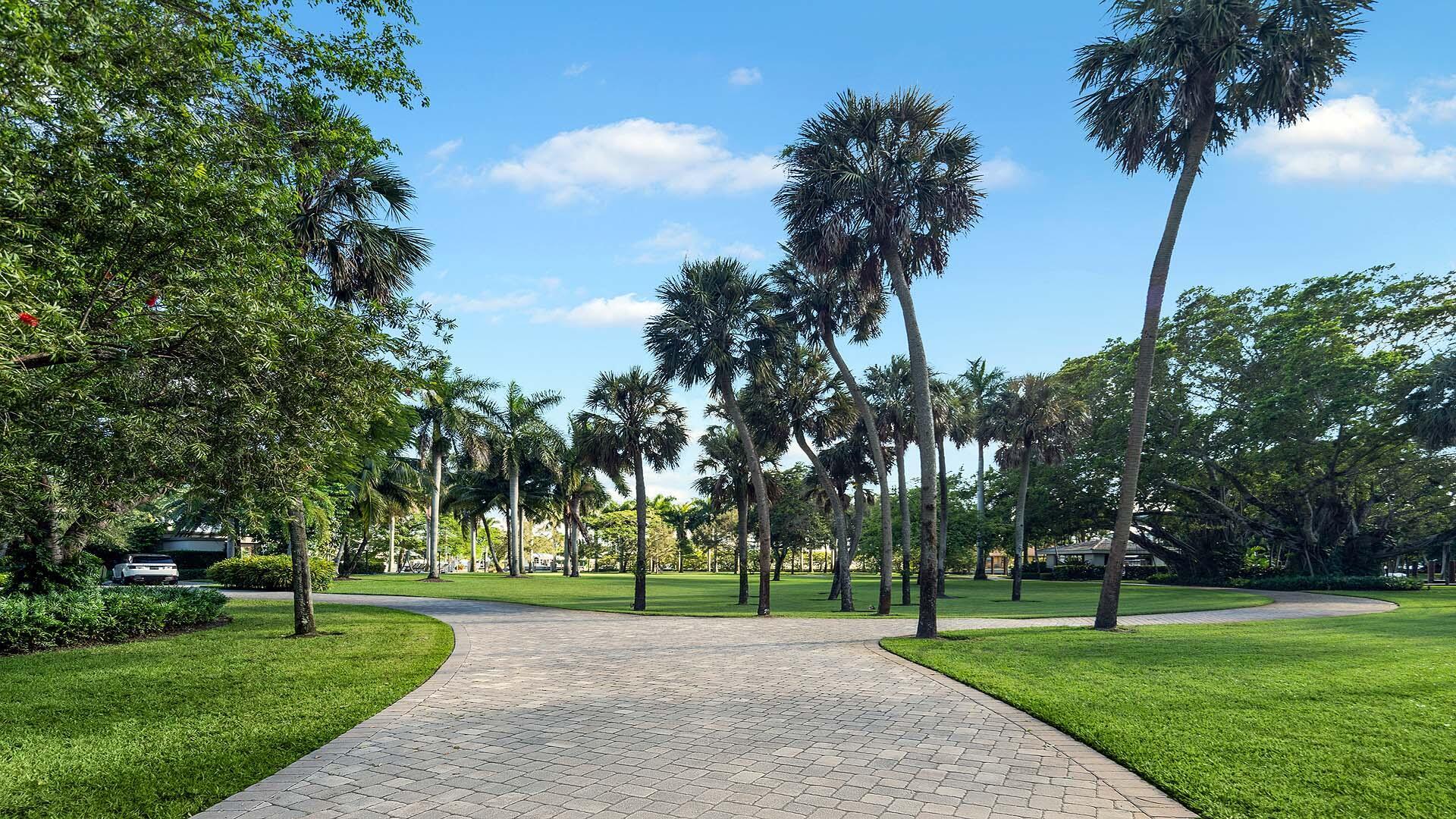 1600 SW 15th Ave Fort Lauderdale, FL 33312