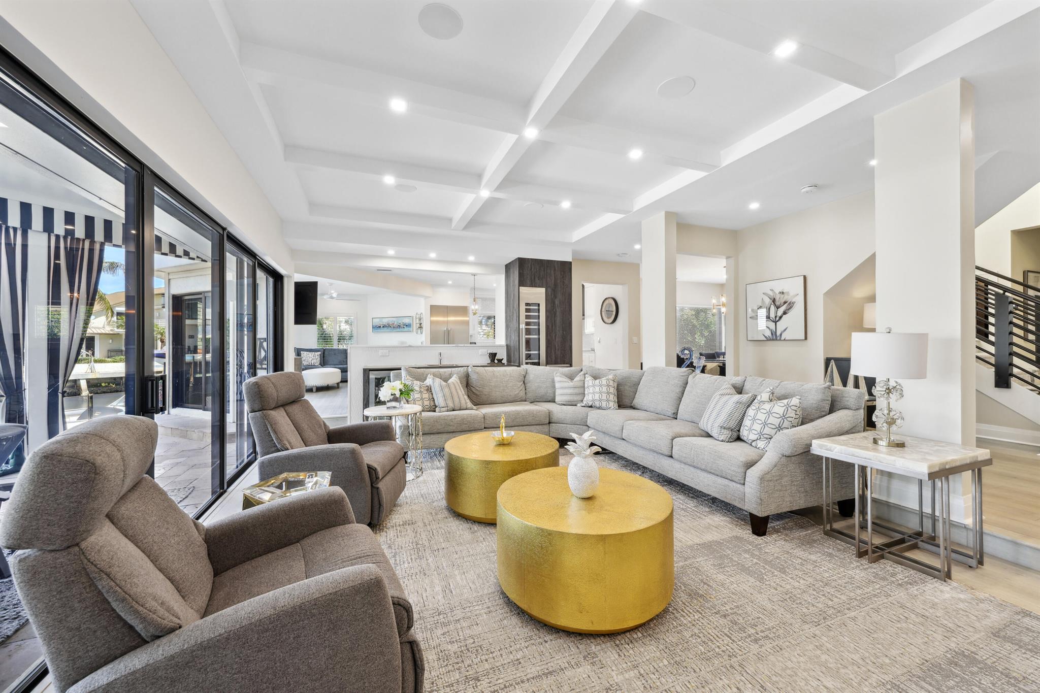 125 Marlin Dr Ocean Ridge, FL 33435