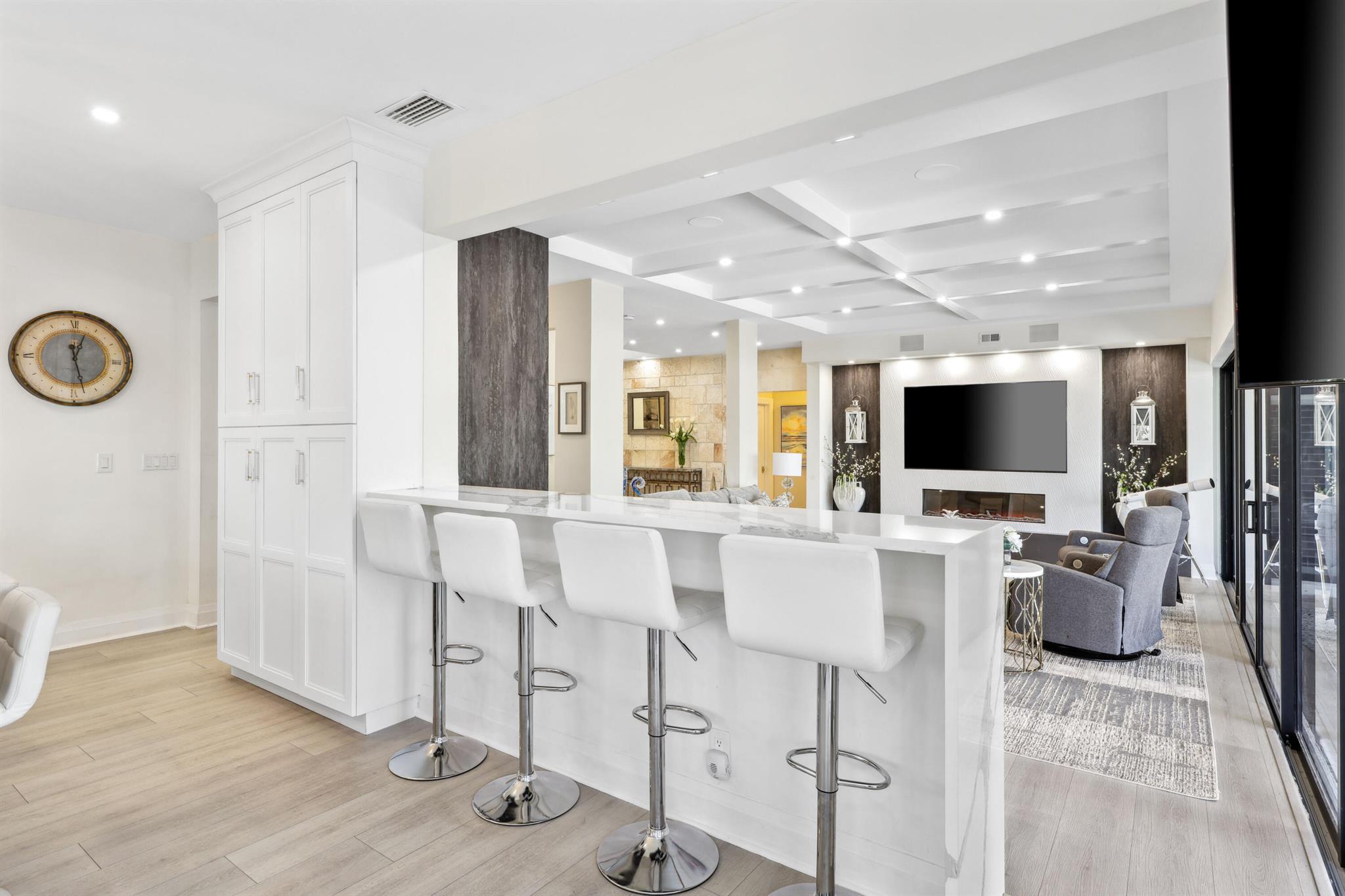 125 Marlin Dr Ocean Ridge, FL 33435