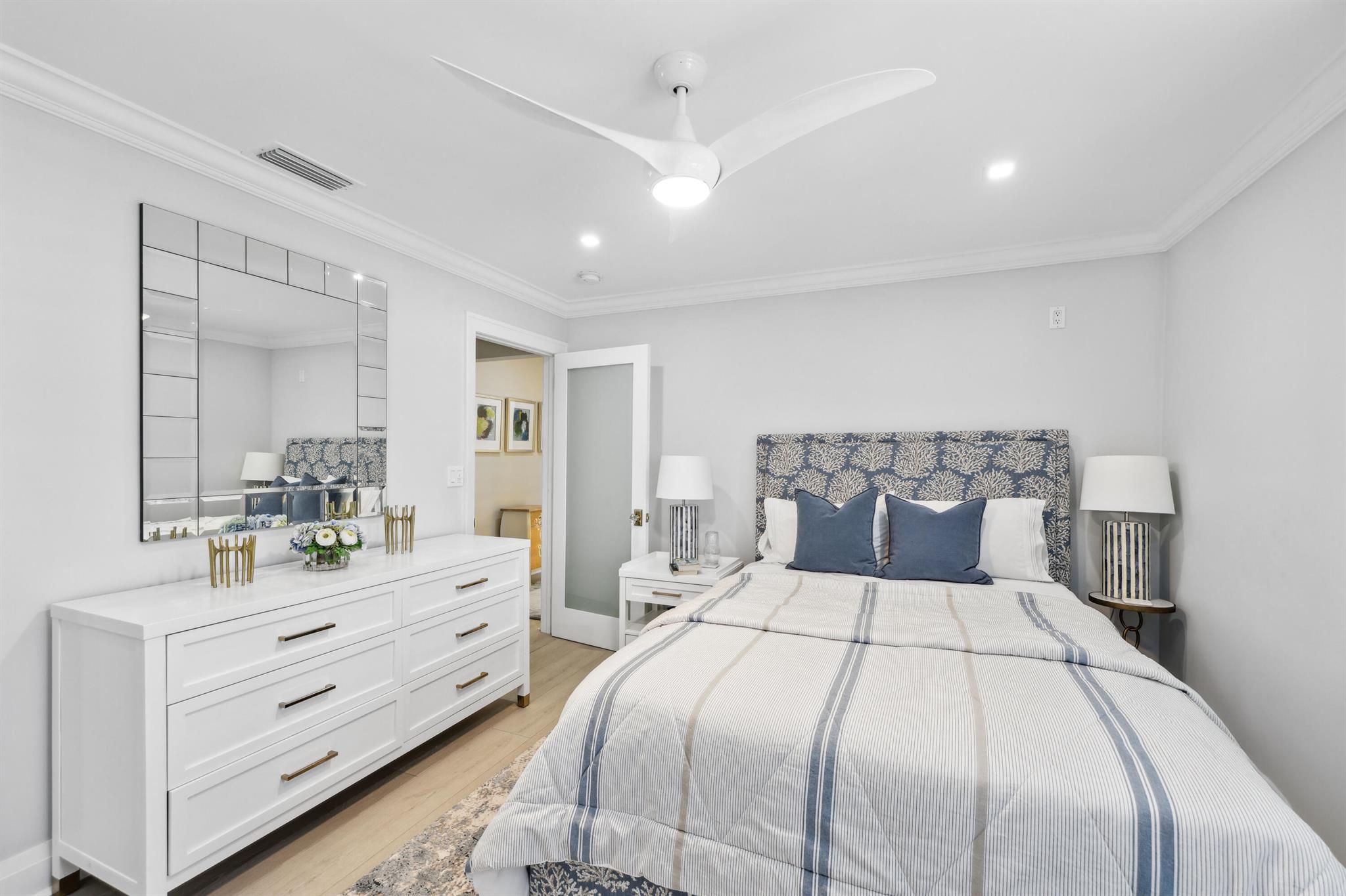 125 Marlin Dr Ocean Ridge, FL 33435