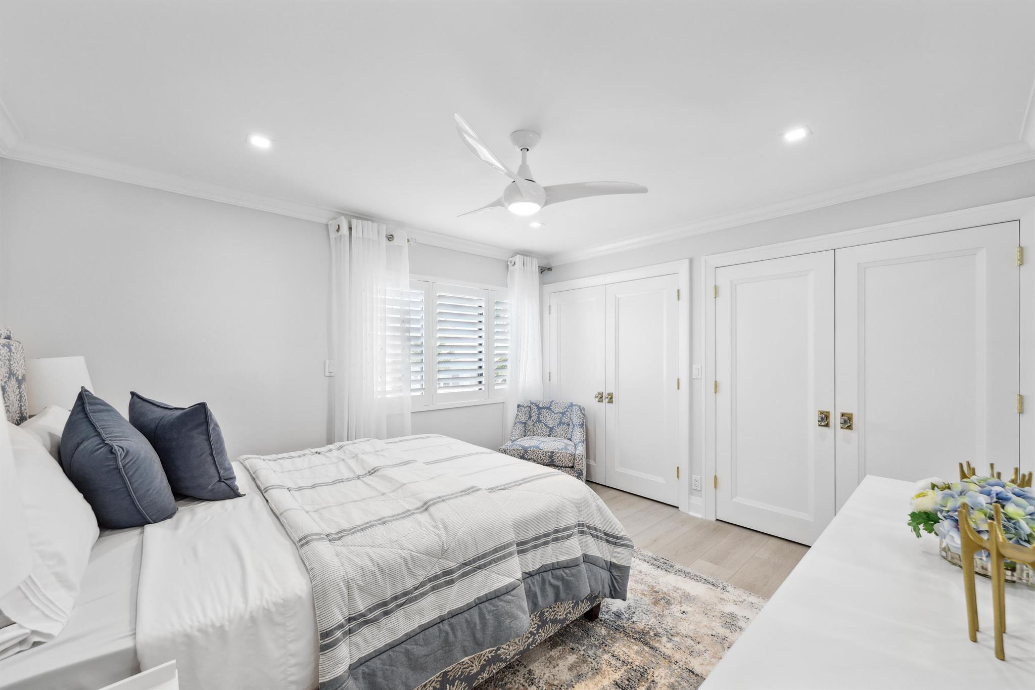 125 Marlin Dr Ocean Ridge, FL 33435