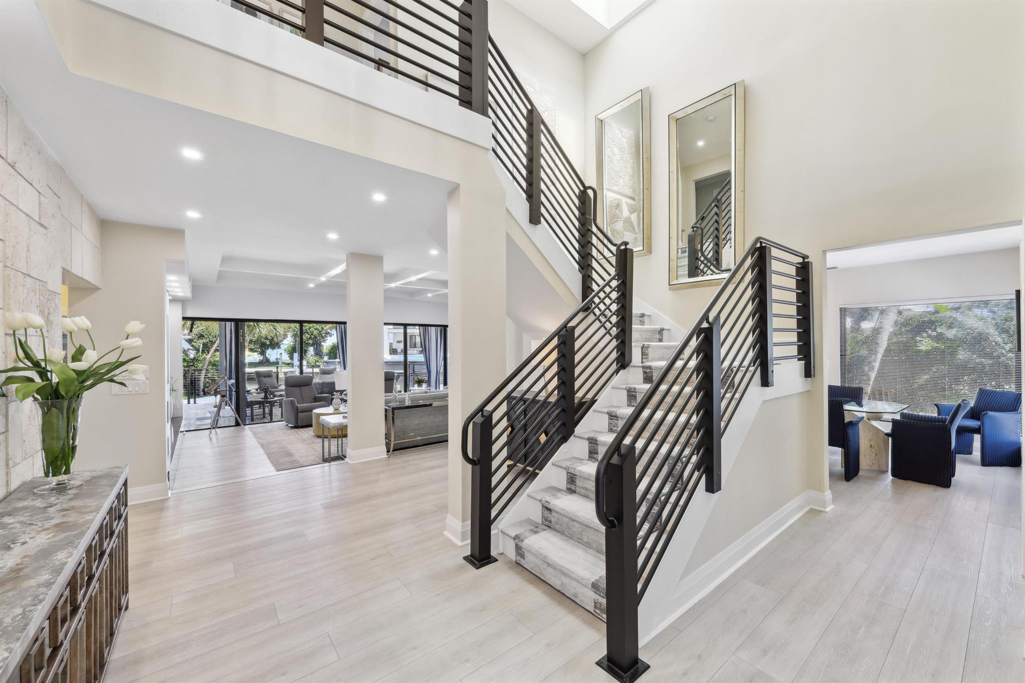 125 Marlin Dr Ocean Ridge, FL 33435