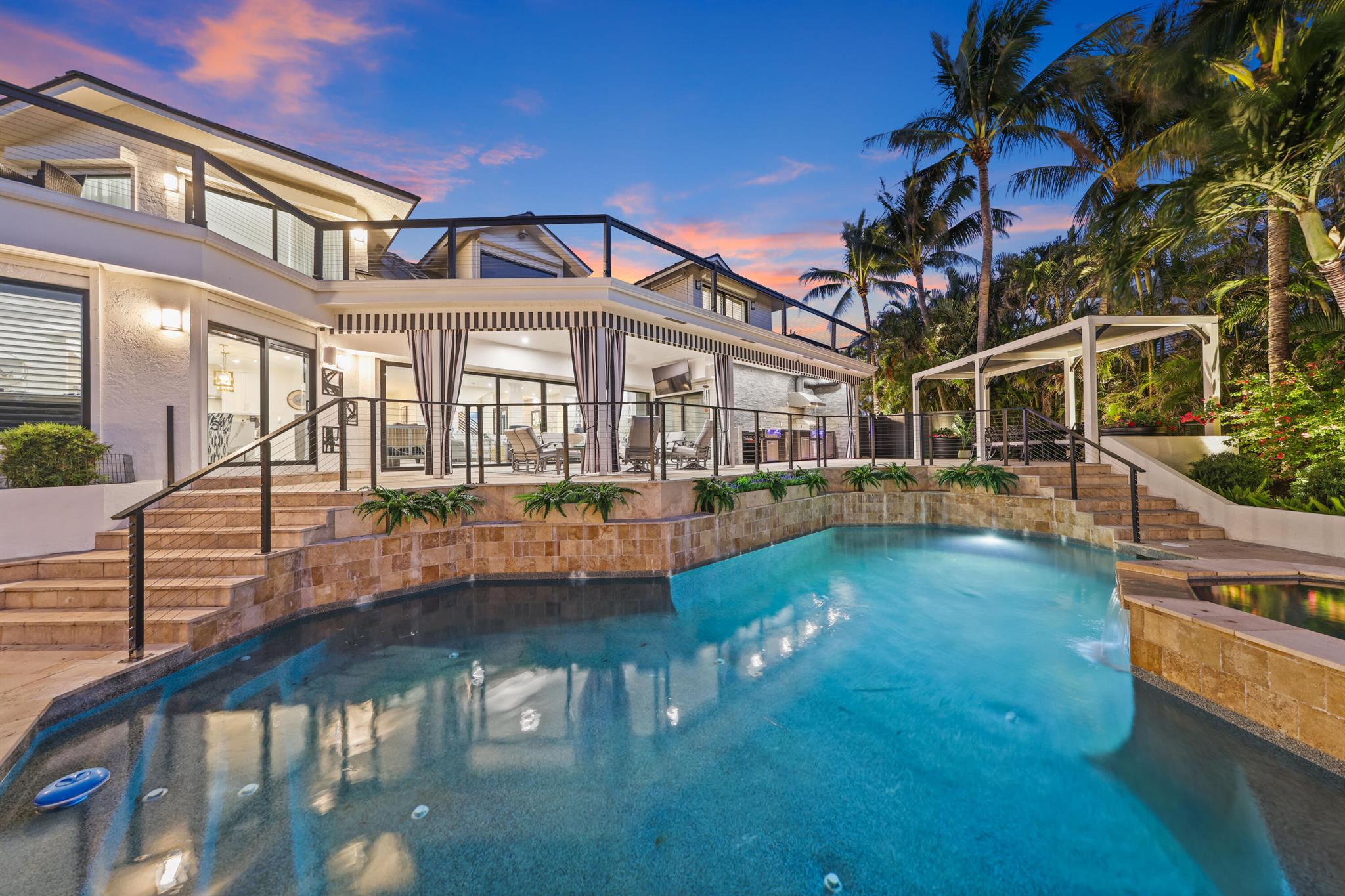 125 Marlin Dr Ocean Ridge, FL 33435