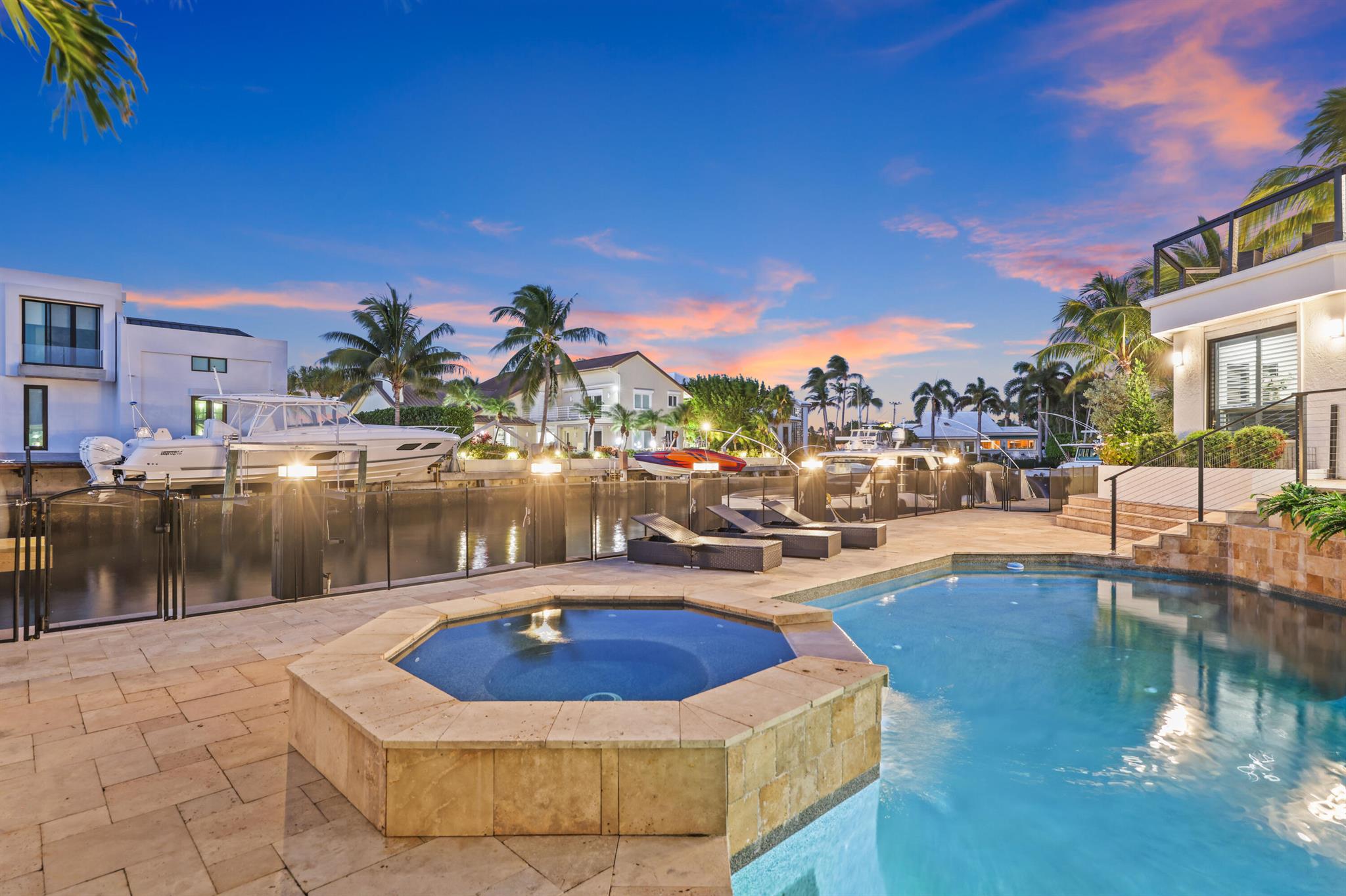 125 Marlin Dr Ocean Ridge, FL 33435