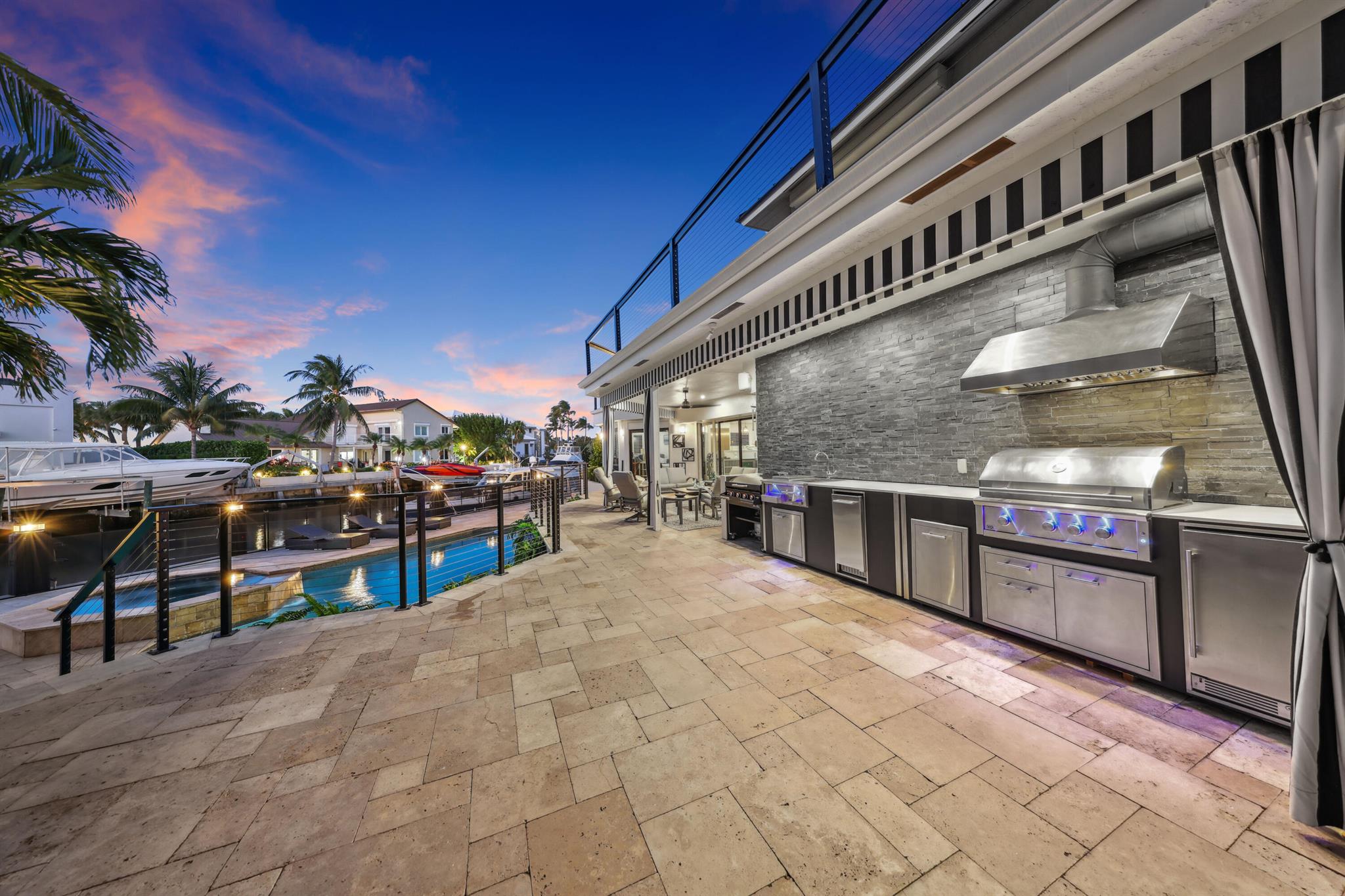 125 Marlin Dr Ocean Ridge, FL 33435