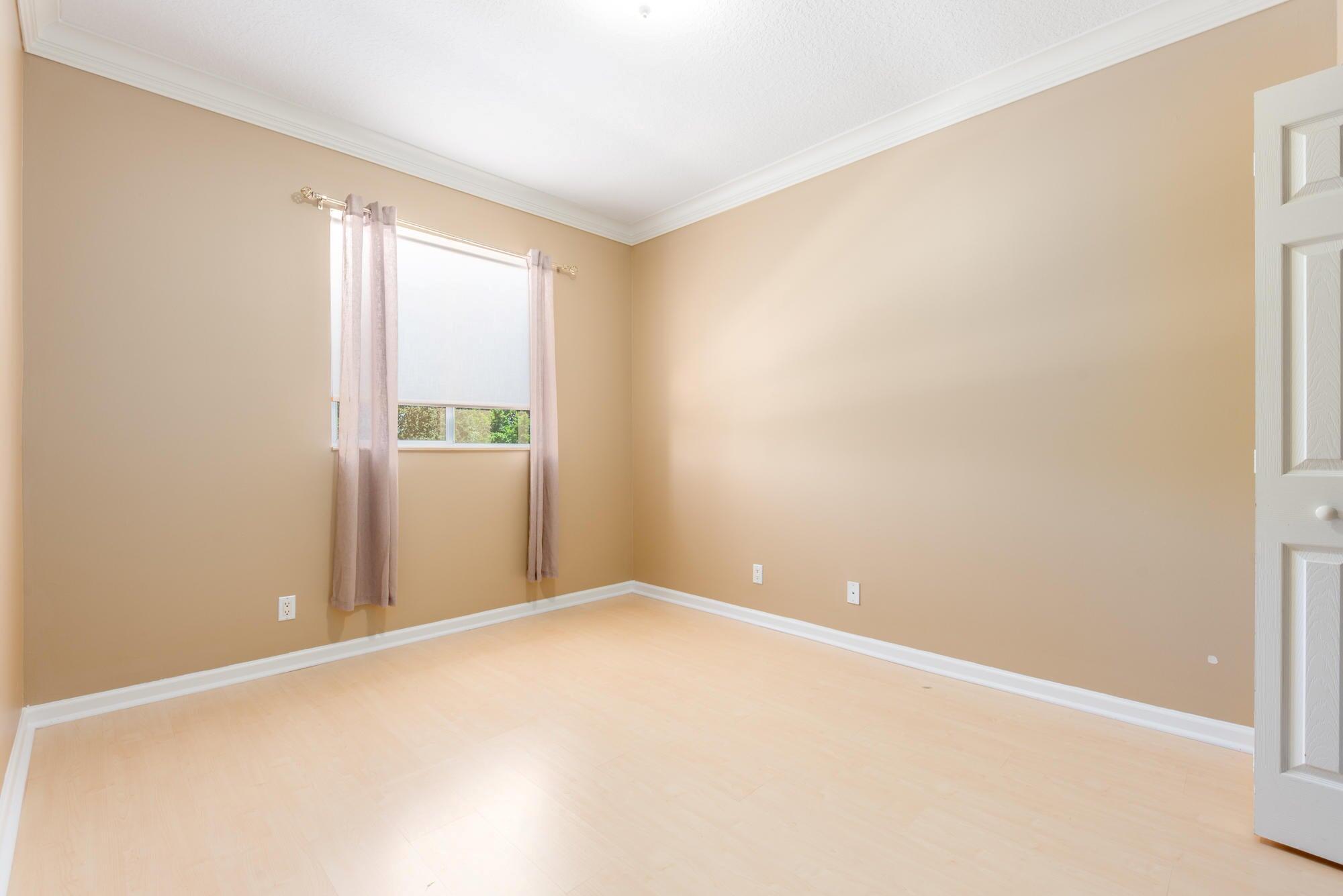 1088 Grove Park Cir Boynton Beach, FL 33436