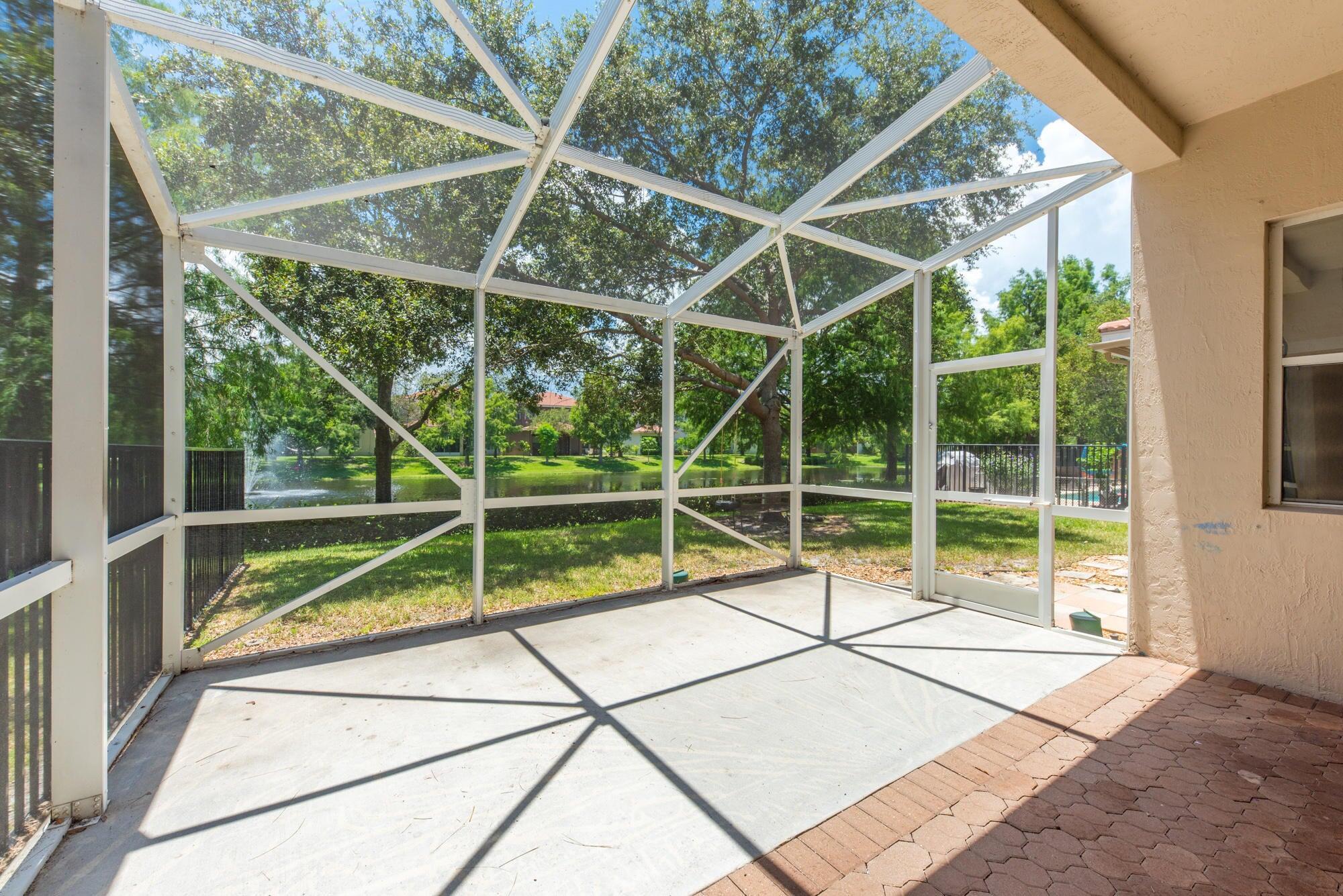 1088 Grove Park Cir Boynton Beach, FL 33436