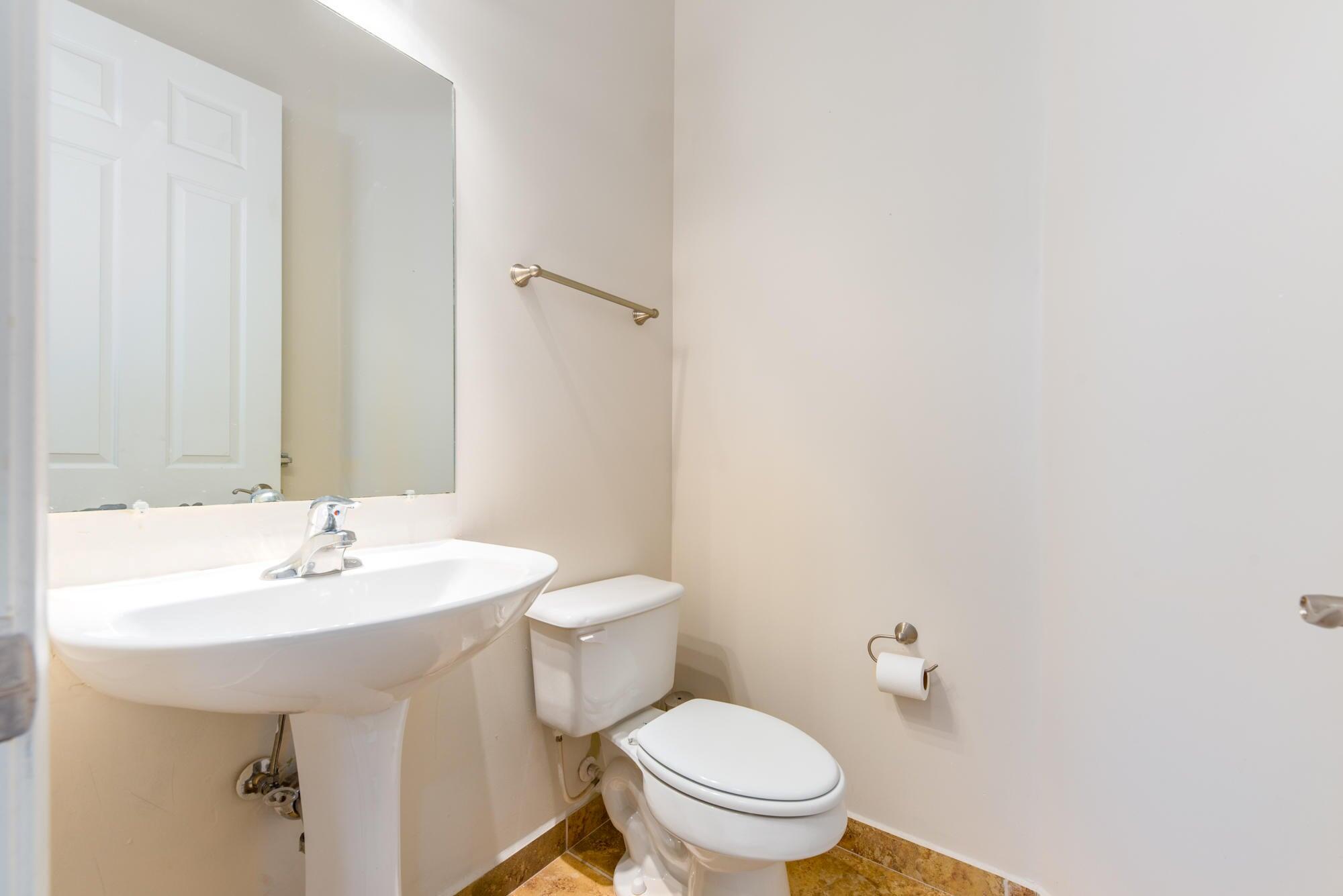 1088 Grove Park Cir Boynton Beach, FL 33436