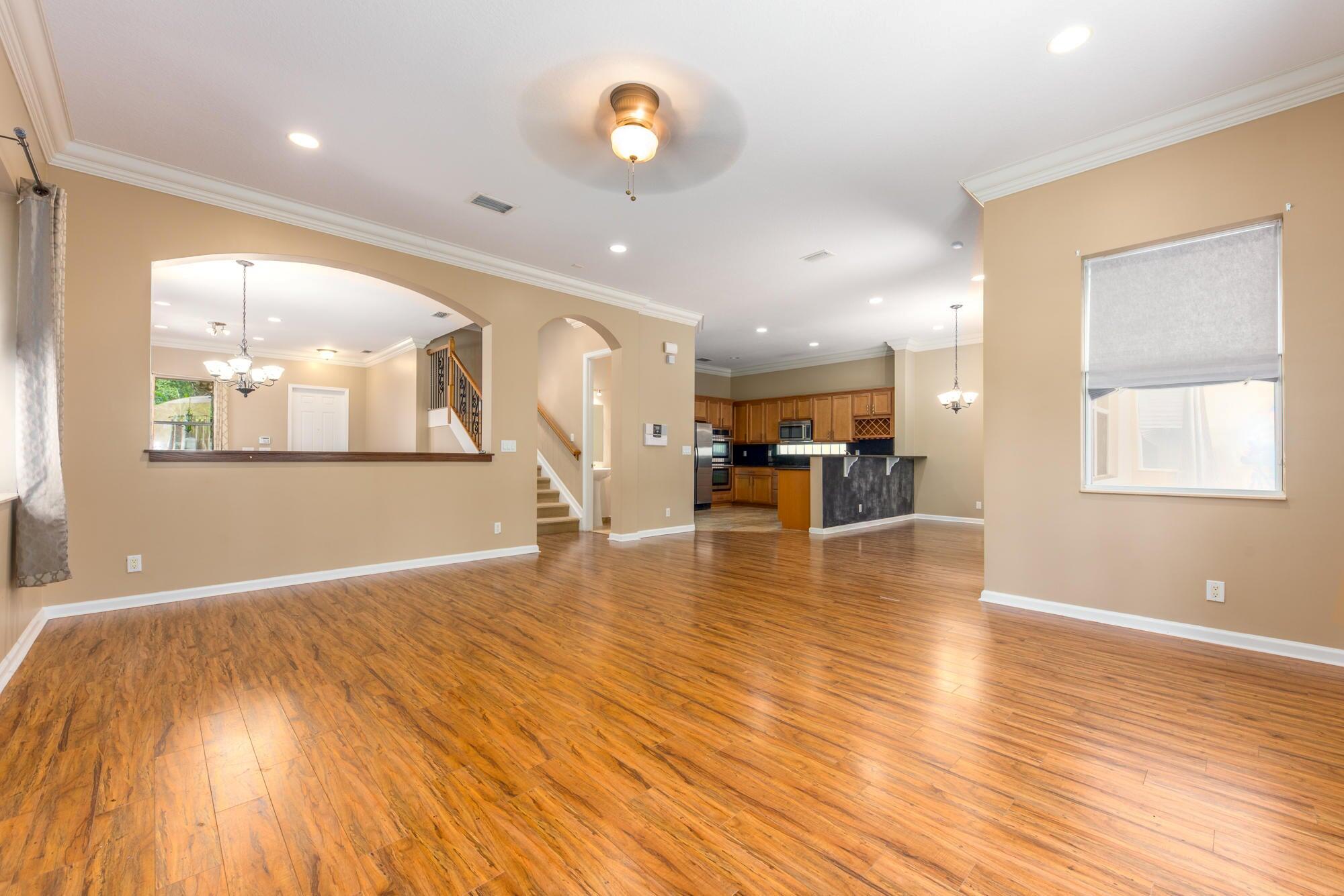 1088 Grove Park Cir Boynton Beach, FL 33436