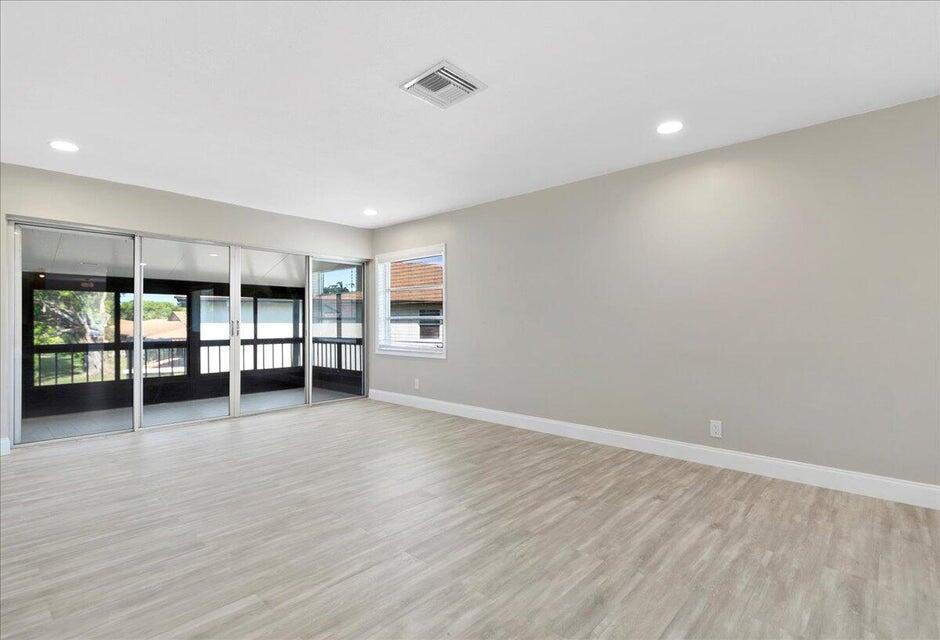 13921 Royal Palm Ct #D Delray Beach, FL 33484
