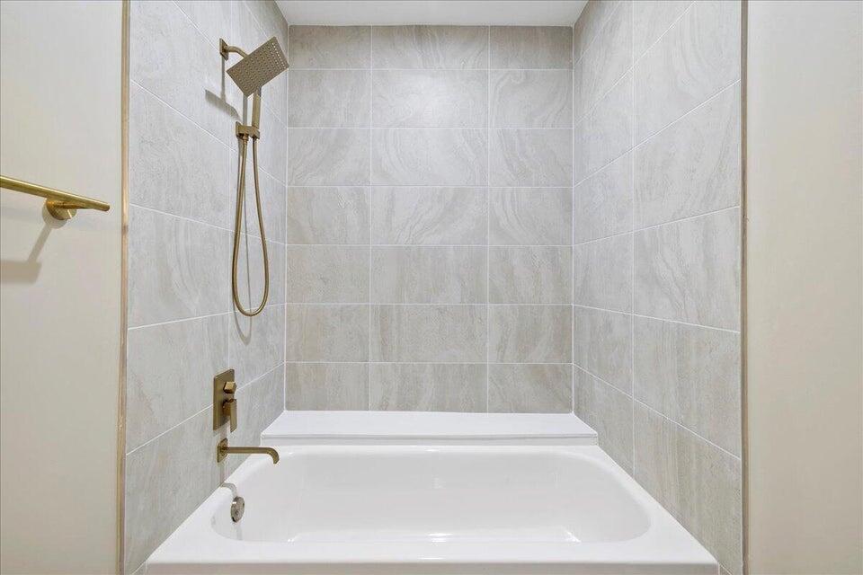 13921 Royal Palm Ct #D Delray Beach, FL 33484