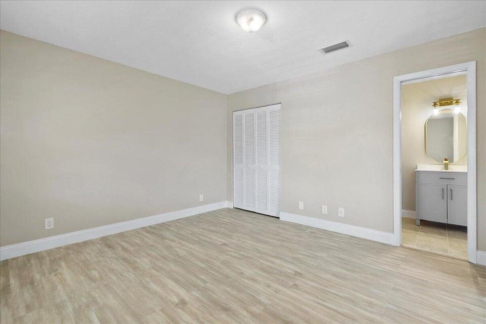 13921 Royal Palm Ct #D Delray Beach, FL 33484