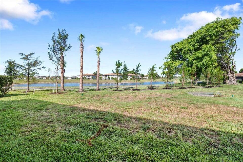 13921 Royal Palm Ct #D Delray Beach, FL 33484
