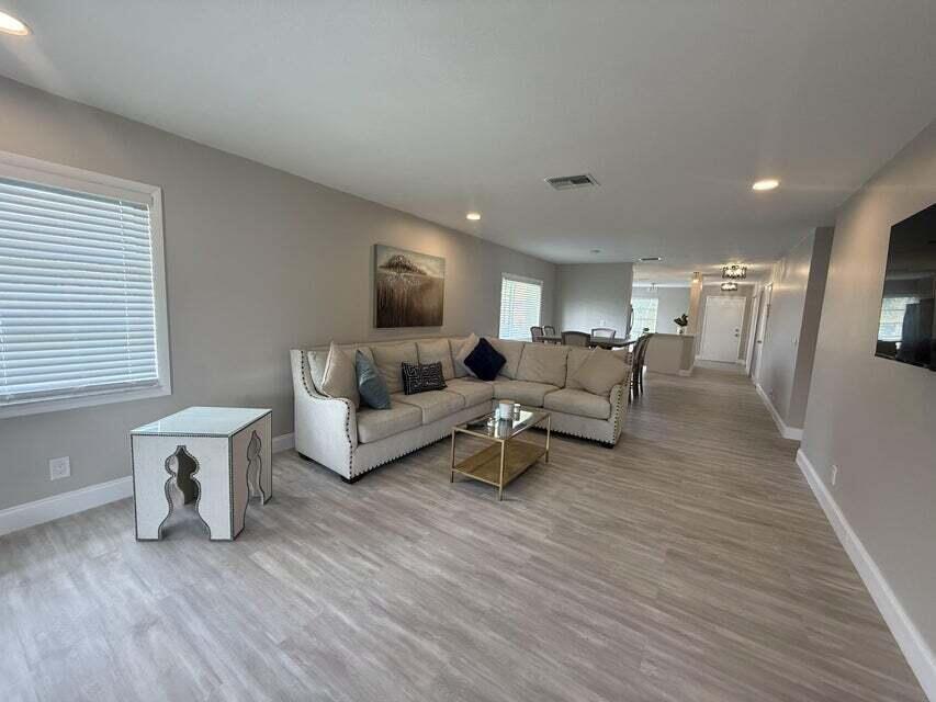 13921 Royal Palm Ct #D Delray Beach, FL 33484