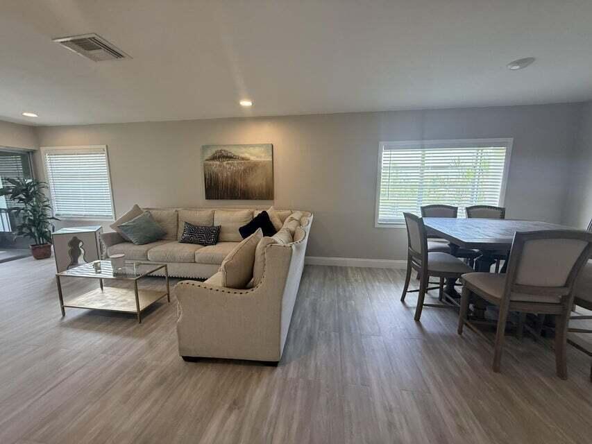 13921 Royal Palm Ct #D Delray Beach, FL 33484