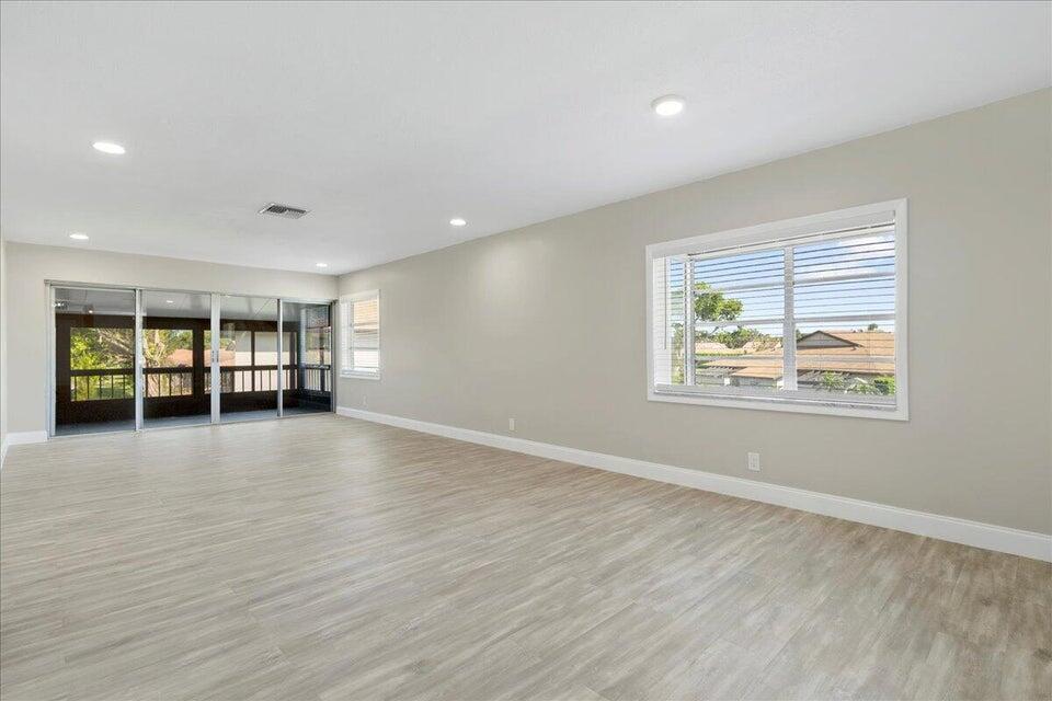 13921 Royal Palm Ct #D Delray Beach, FL 33484