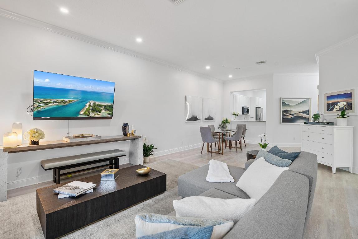 717 Cable Bch Ln North Palm Beach, FL 33410