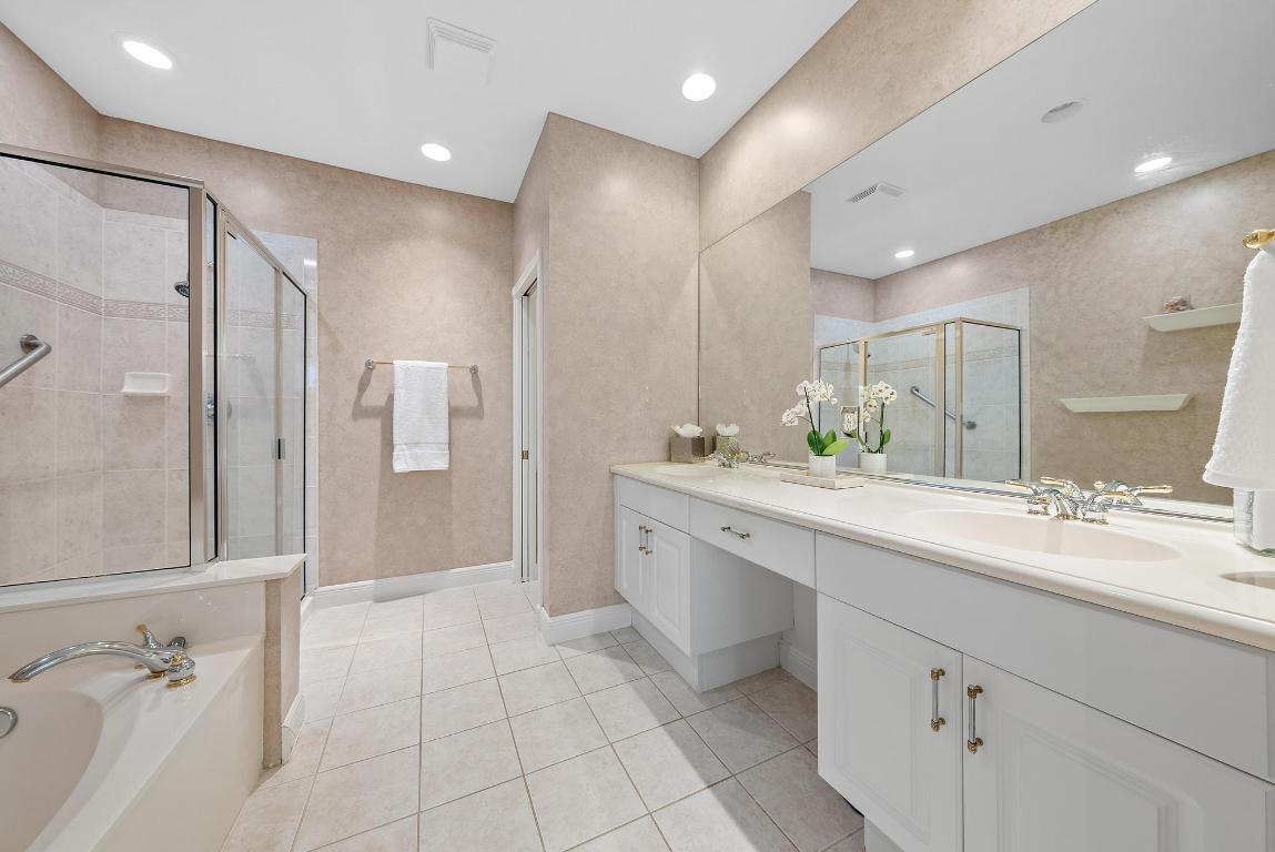 717 Cable Bch Ln North Palm Beach, FL 33410