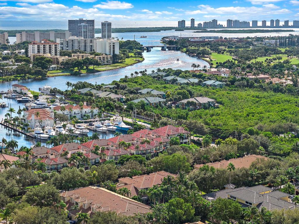 717 Cable Bch Ln North Palm Beach, FL 33410