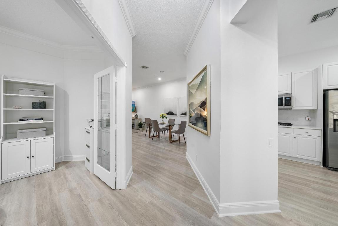 717 Cable Bch Ln North Palm Beach, FL 33410