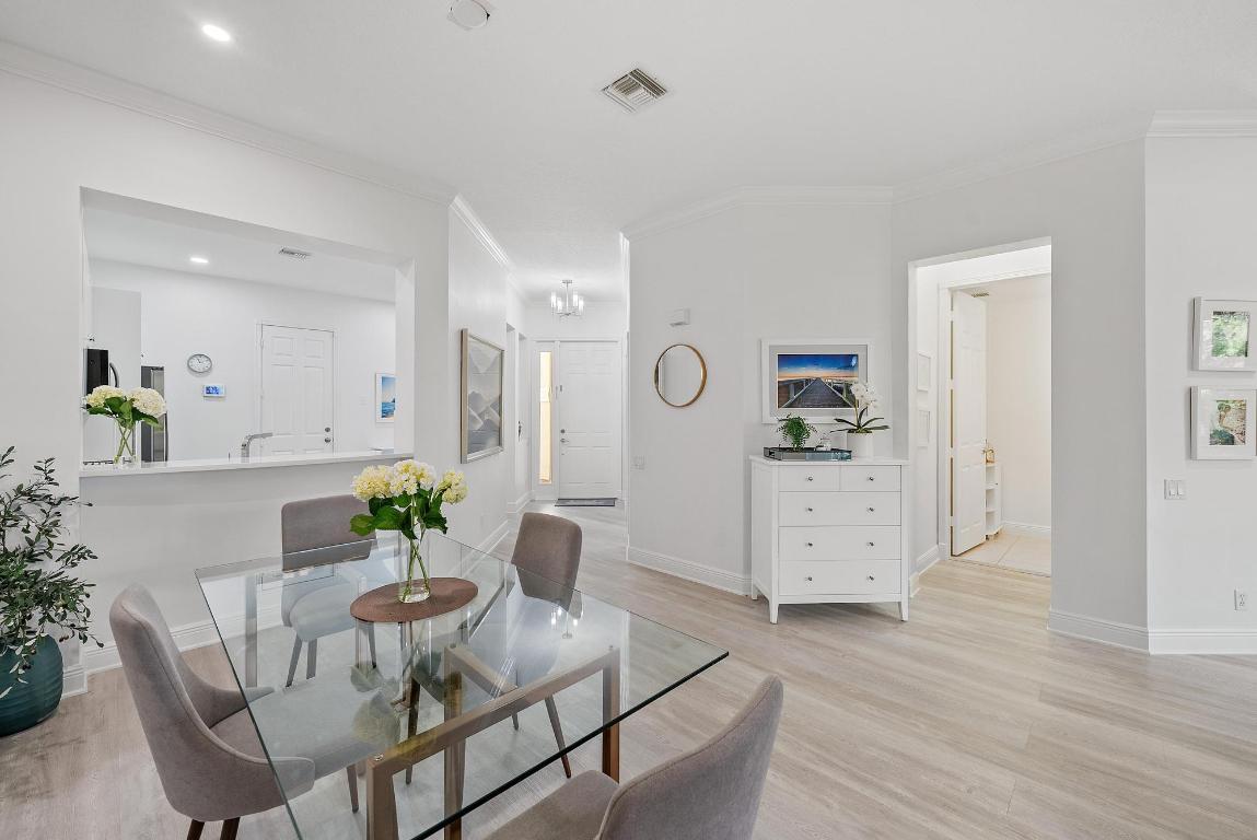 717 Cable Bch Ln North Palm Beach, FL 33410