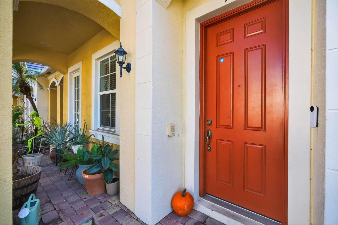 107 Ennis Jupiter, FL 33458