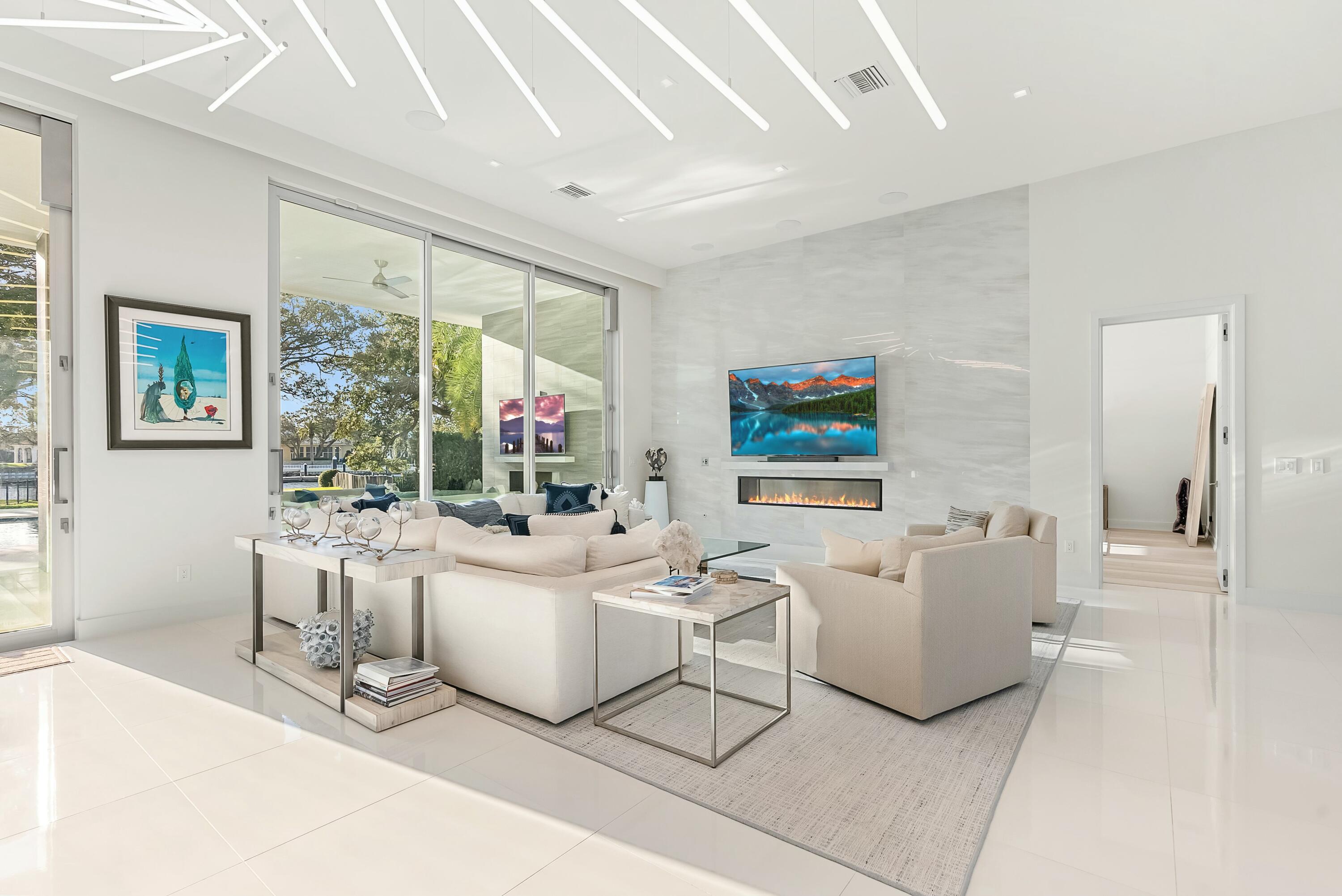 2162 Radnor North Palm Beach, FL 33408