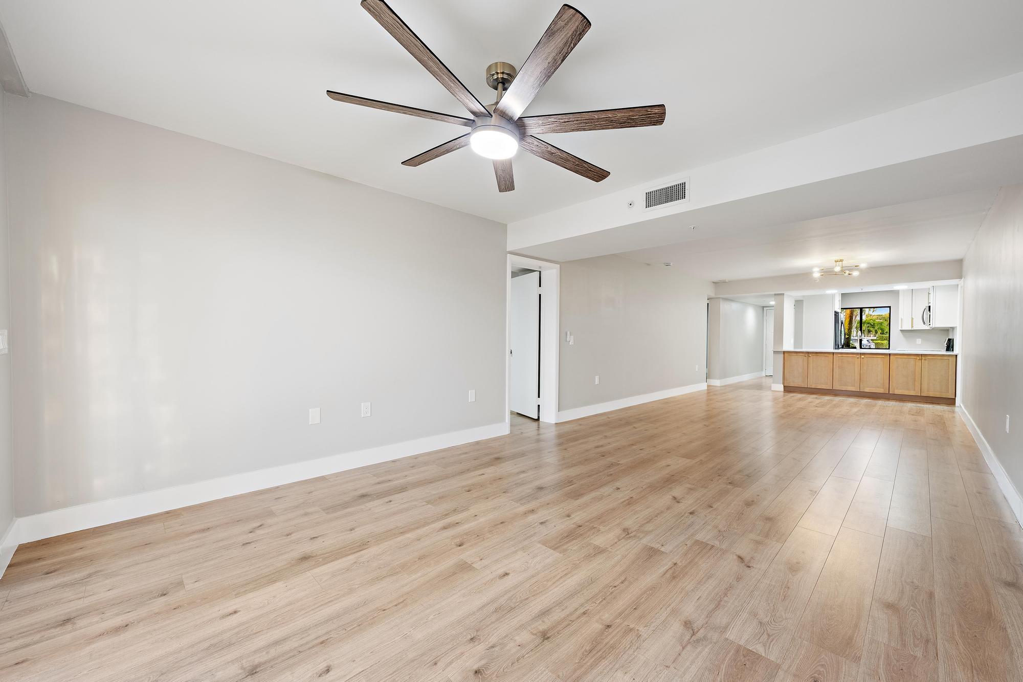 1601 Marina Isle #106 Jupiter, FL 33477