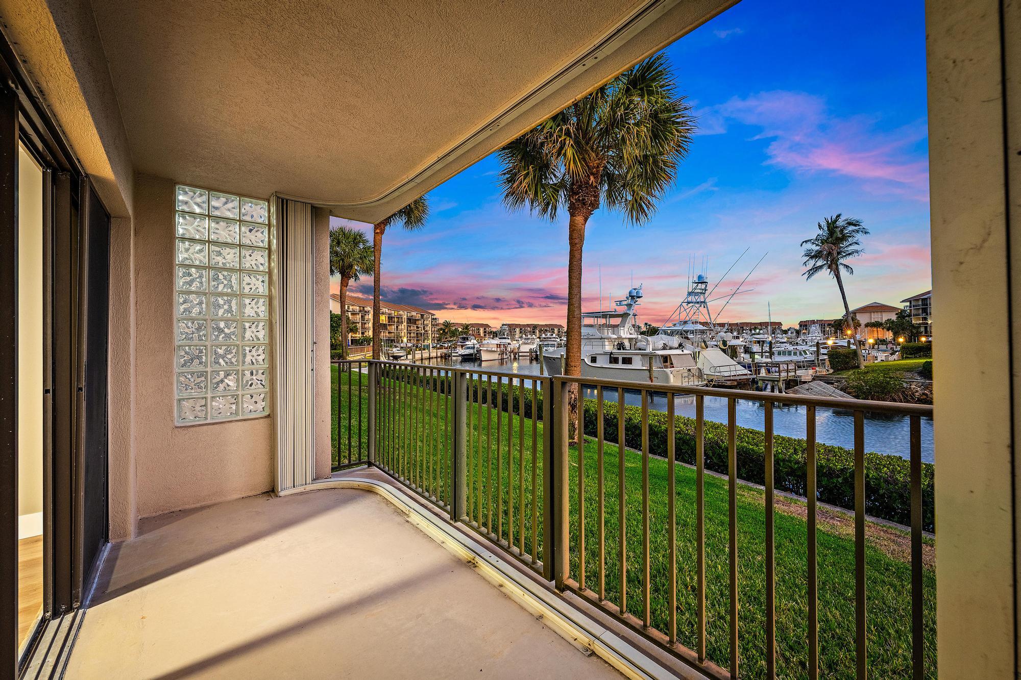 1601 Marina Isle #106 Jupiter, FL 33477