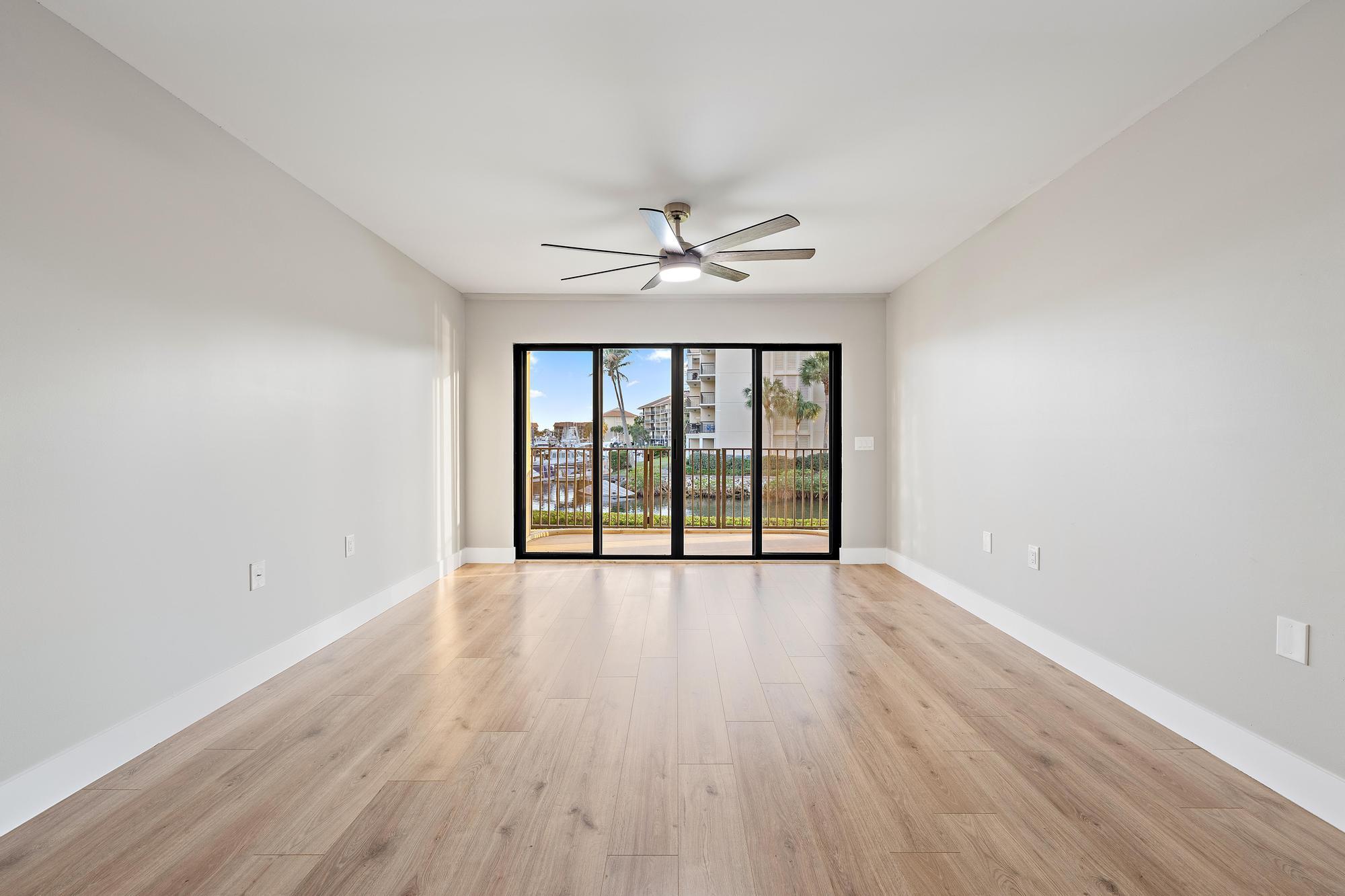 1601 Marina Isle #106 Jupiter, FL 33477