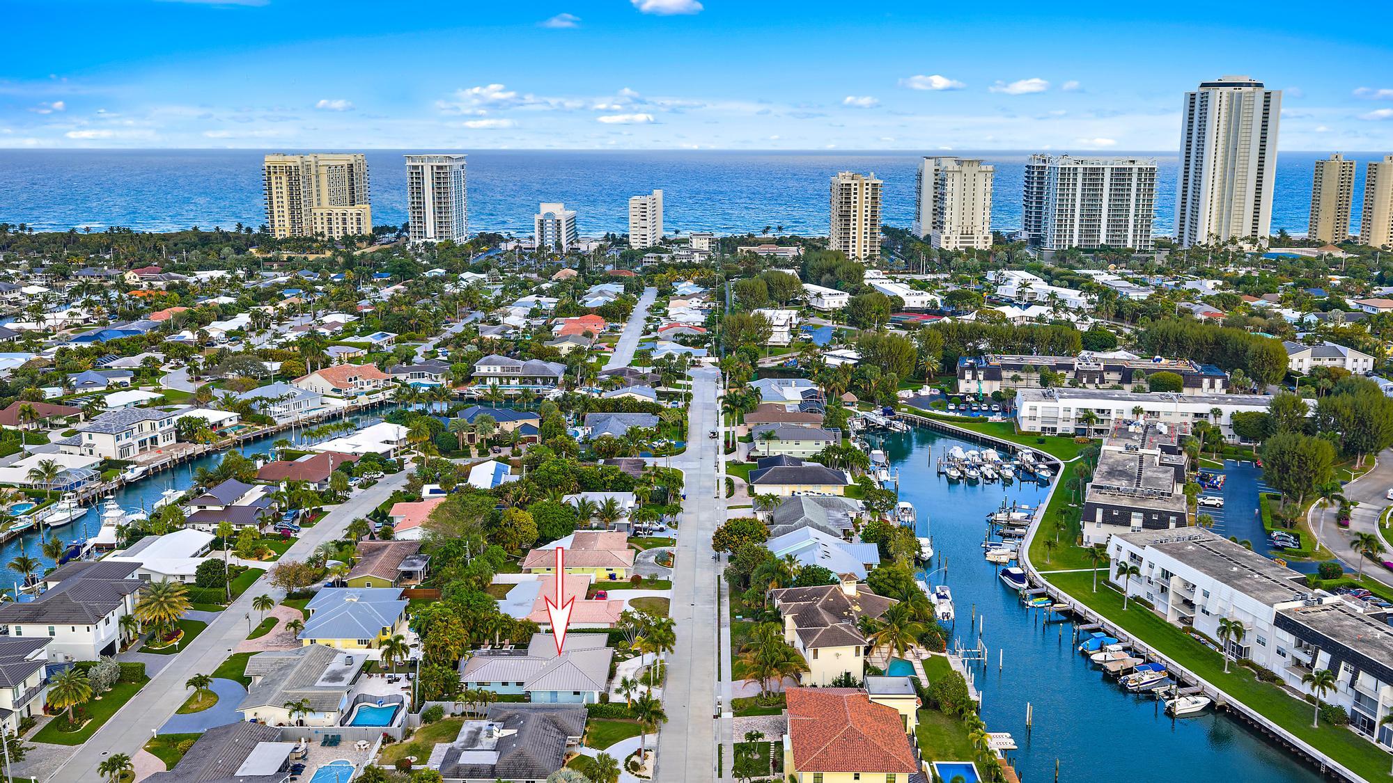 1120 Singer Riviera Beach, FL 33404