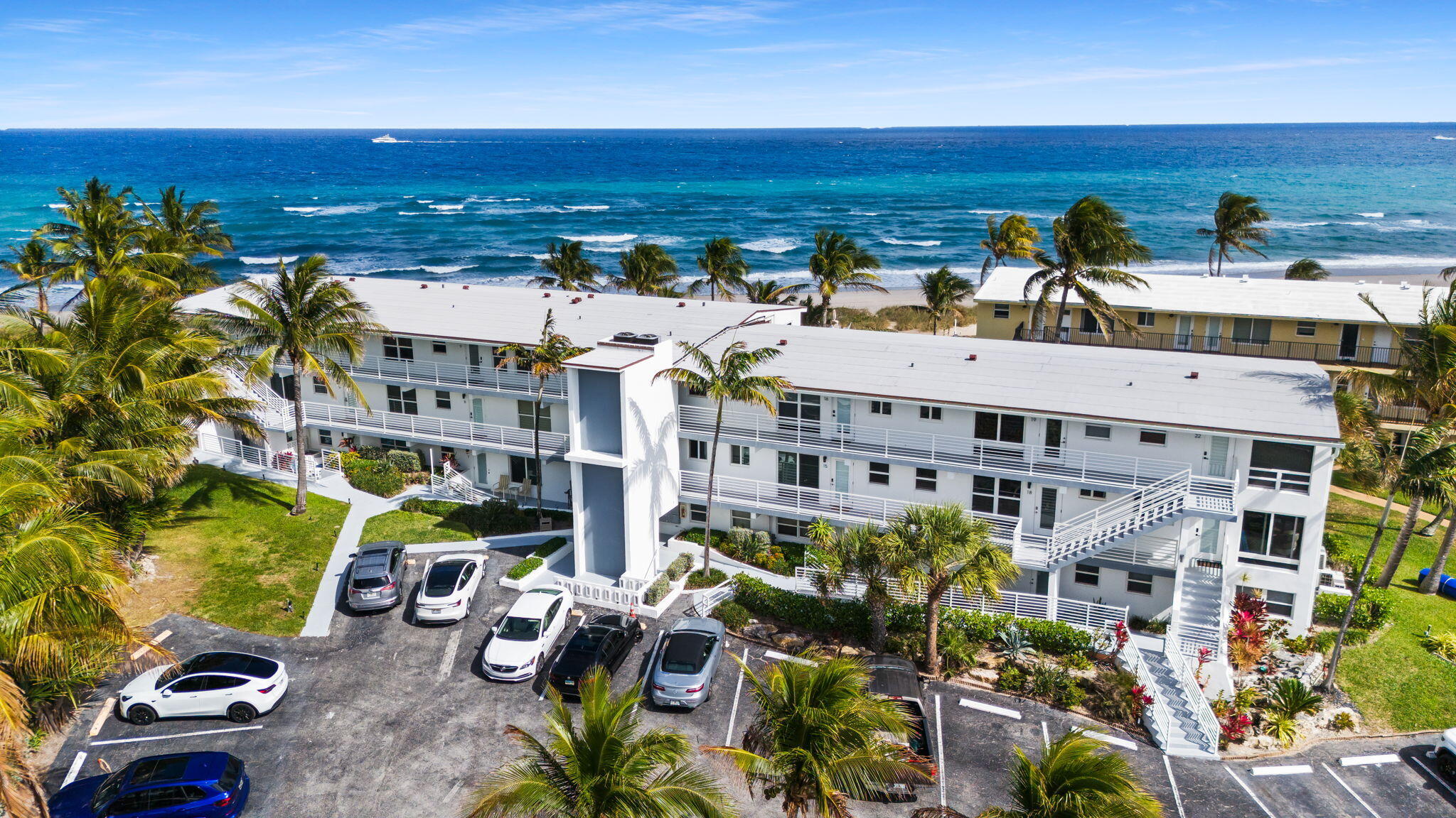 1041 Hillsboro Mile #11 Hillsboro Beach, FL 33062