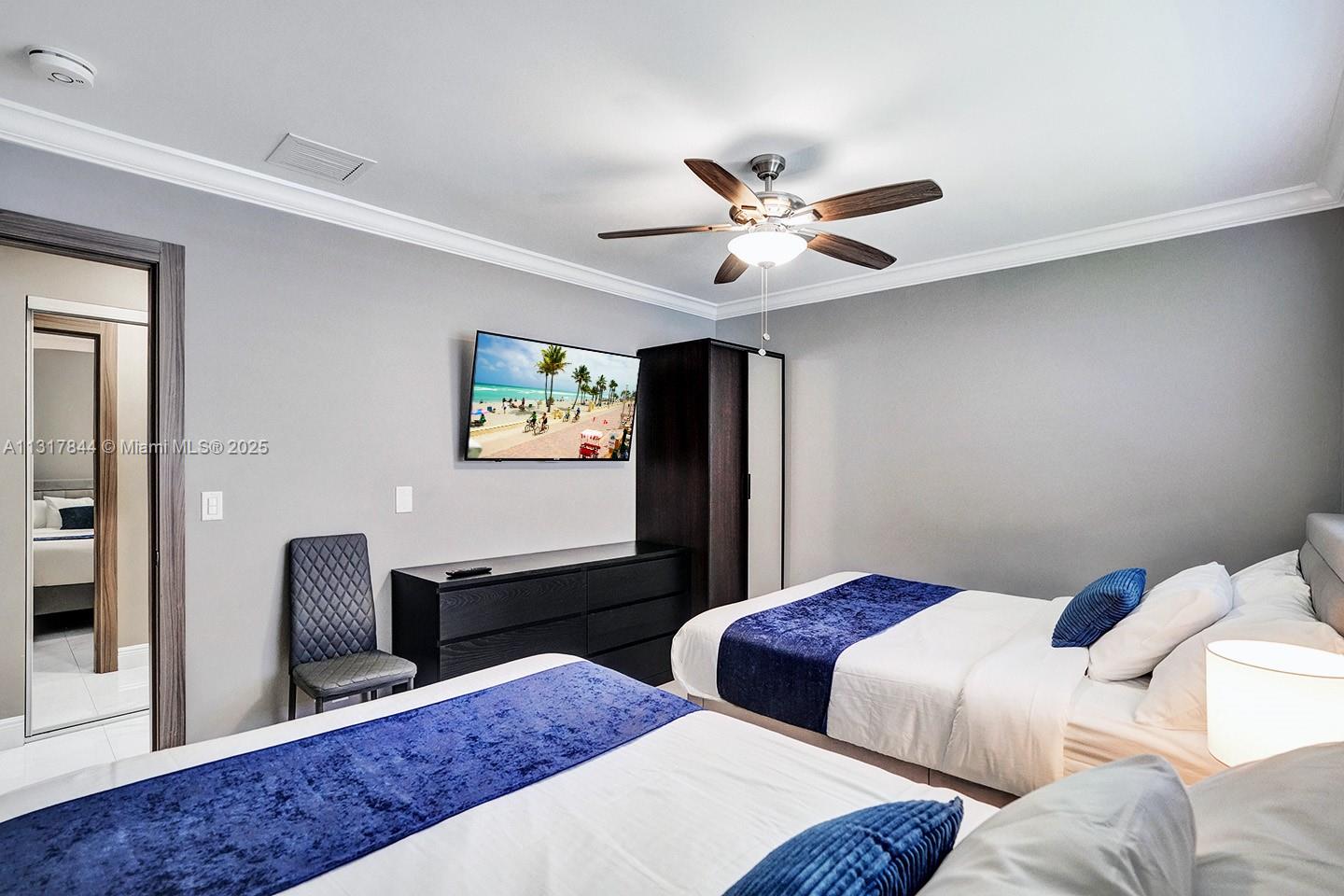 1301 Rodman St Hollywood, FL 33019