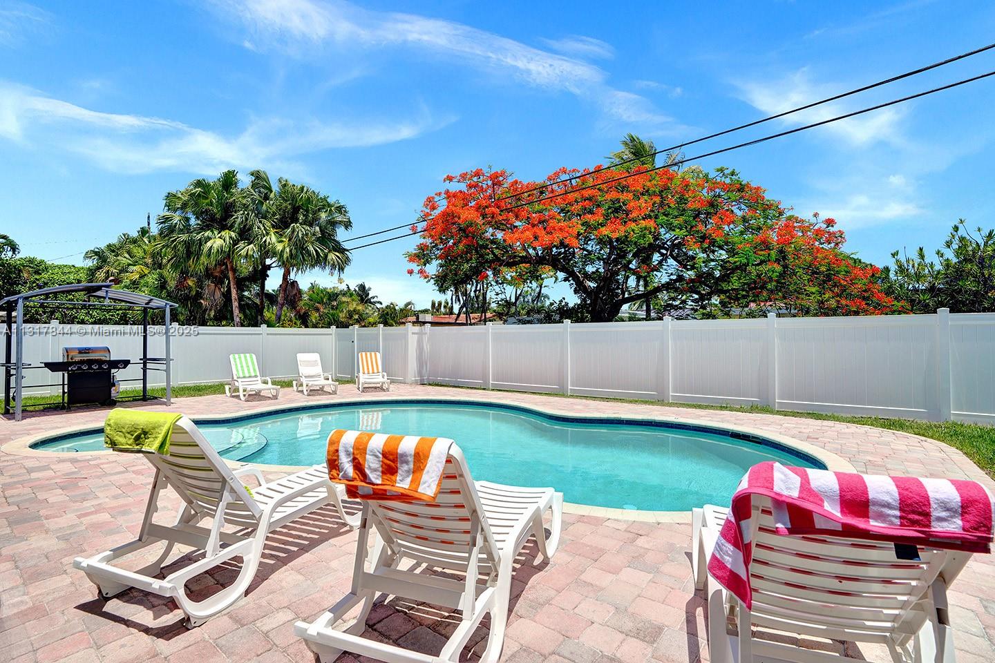 1301 Rodman St Hollywood, FL 33019