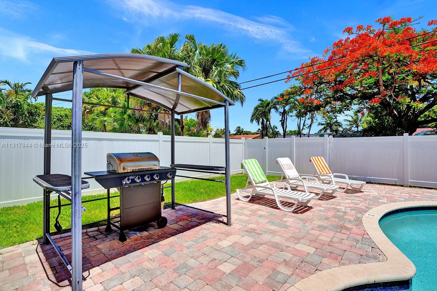 1301 Rodman St Hollywood, FL 33019